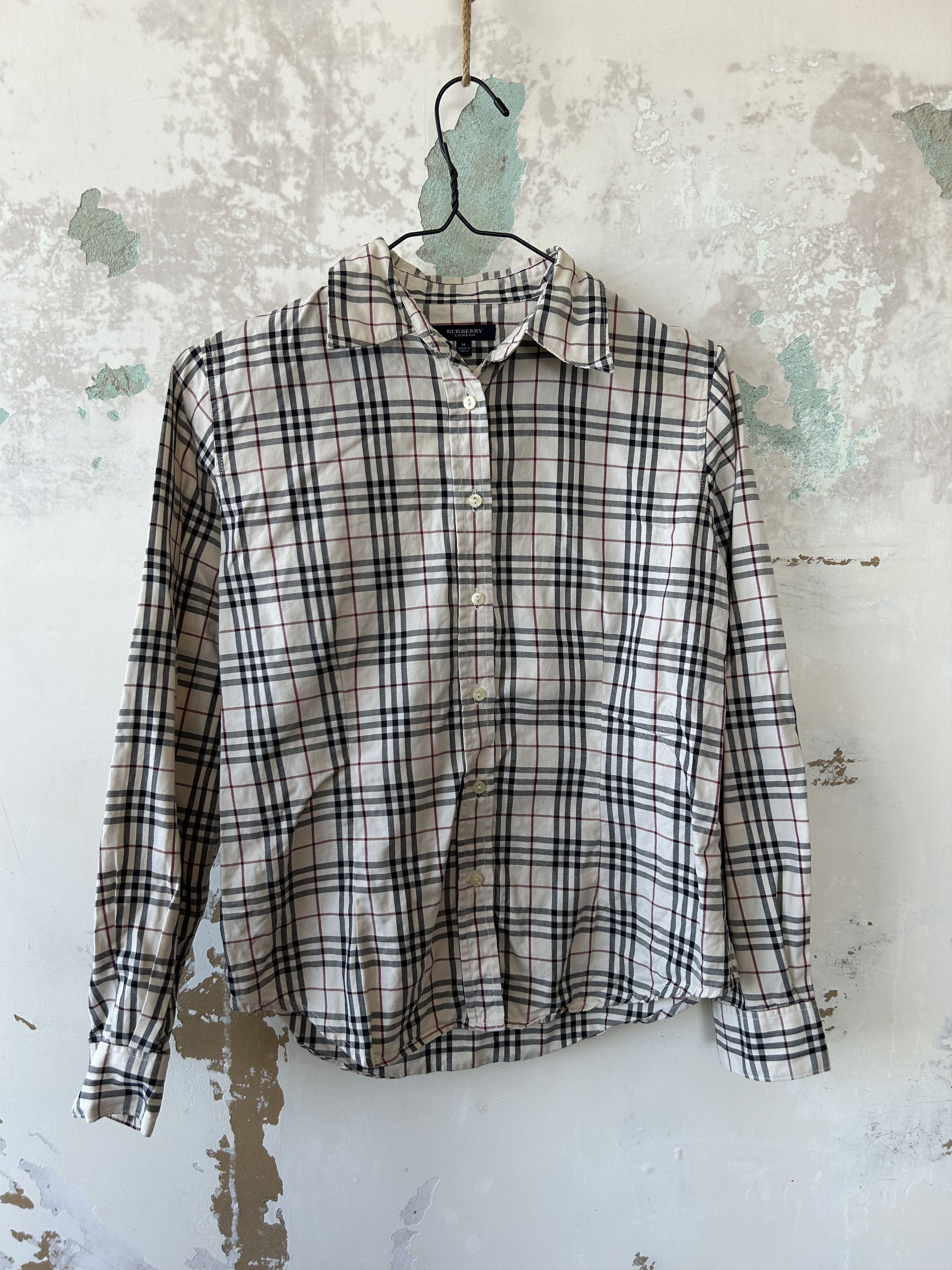 Burberry Vintage Woman Burberry Shirt Long Sleeve Y2K Size M / US 6-8 / IT 42-44 - 1 Thumbnail