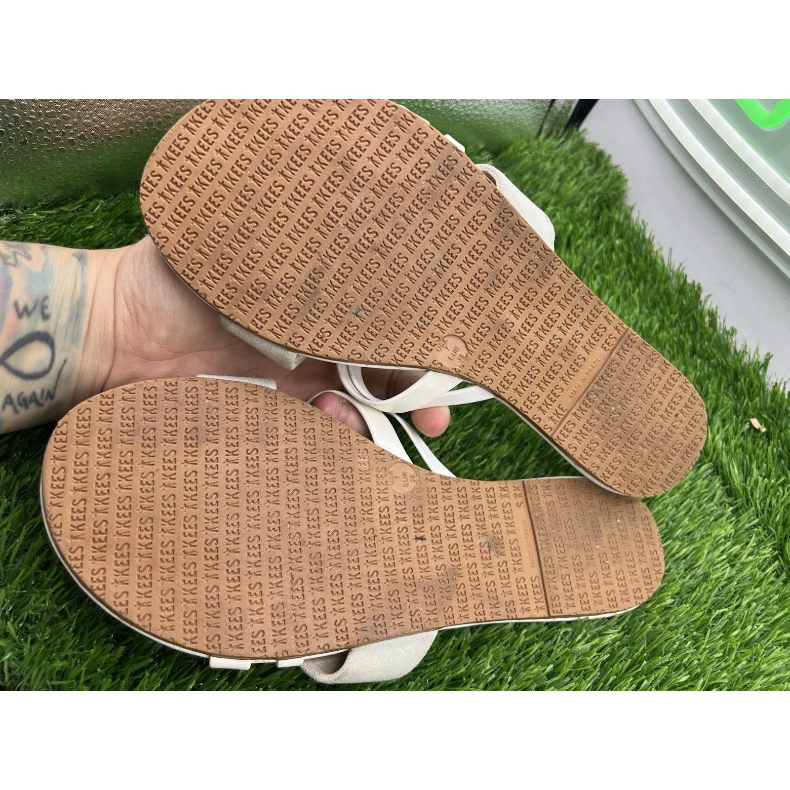 Other TKees Kenzie White Womens Sandals Flip Flops Size 7 Size US 7 / IT 37 - 4 Thumbnail