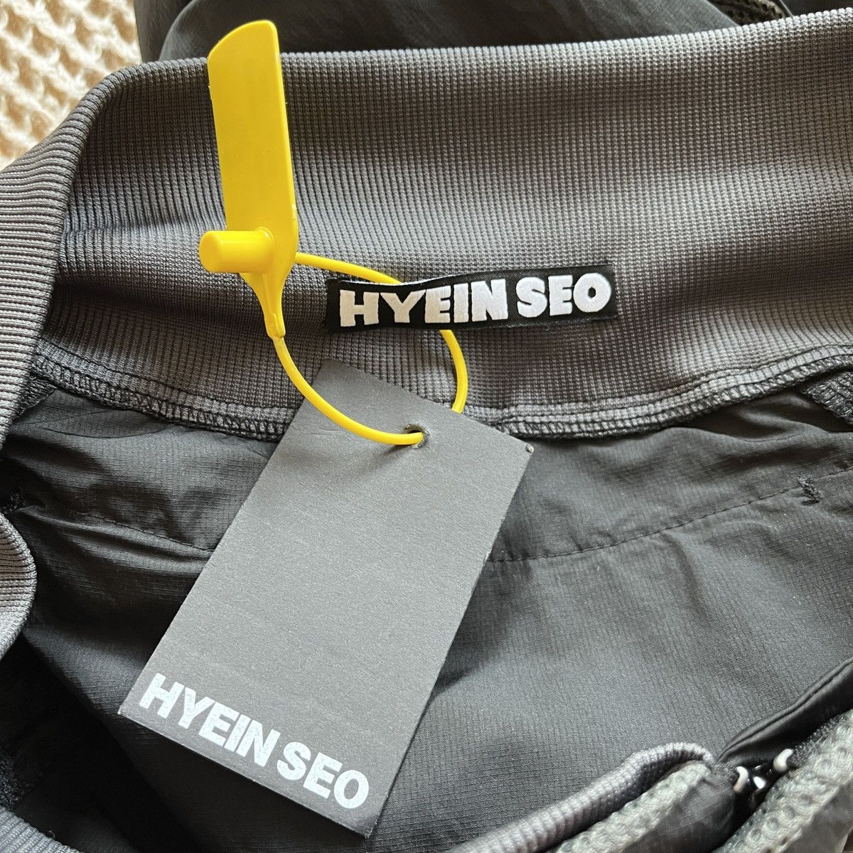 Hyein Seo Hyein Seo Technical Paneled Pants (unisex) Size US 31 - 16 Thumbnail