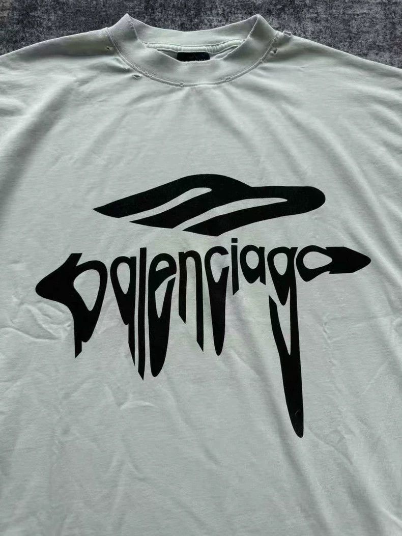 Balenciaga Balenciaga Off-white melted logo destroyed short sleeve Size US S / EU 44-46 / 1 - 4 Thumbnail