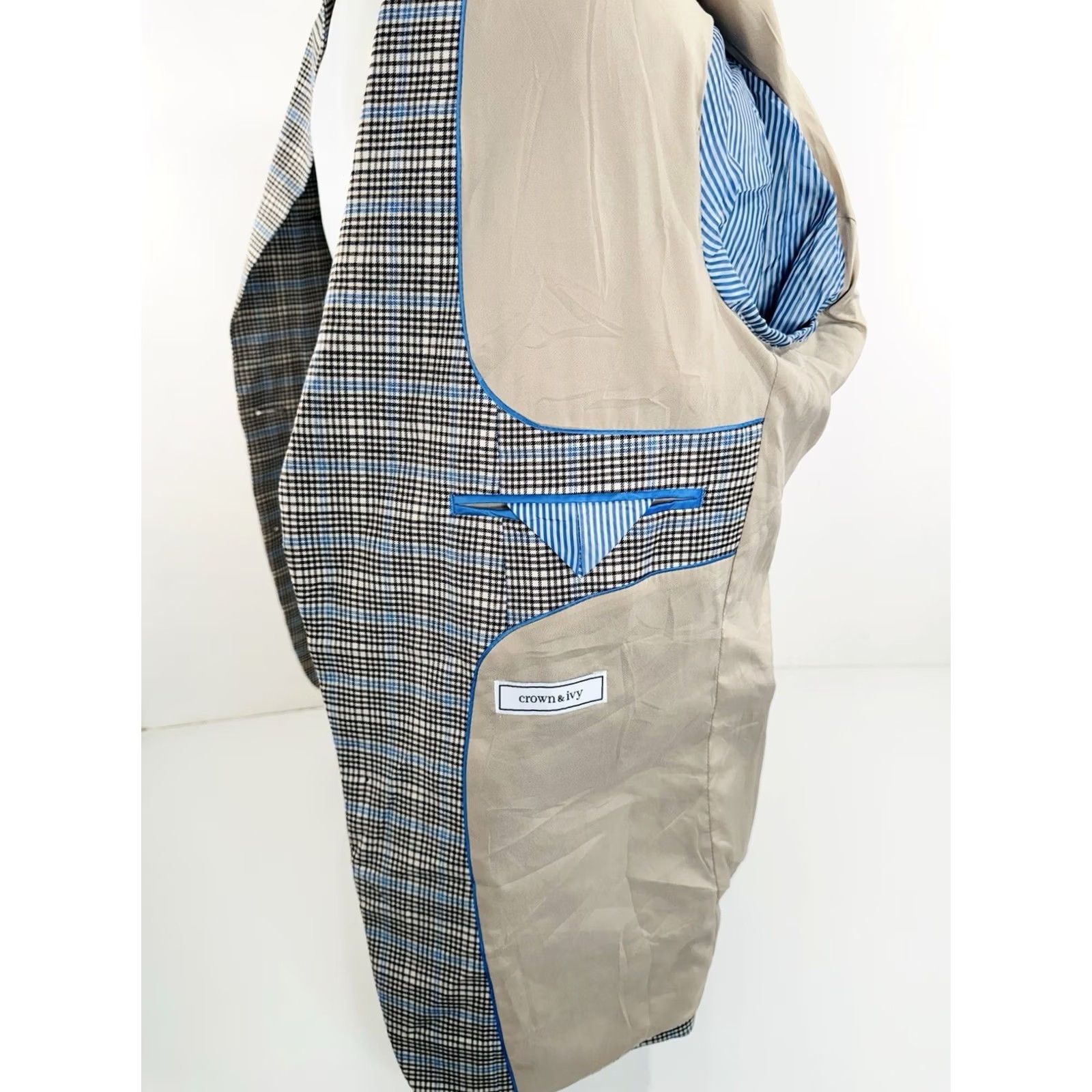 Vintage CROWN & IVY Blazer Plaid Mens 40 R Blue Brown White Poly Blend Jacket Adults Men Size 40/Regular Vintage? Size 40R - 7 Thumbnail