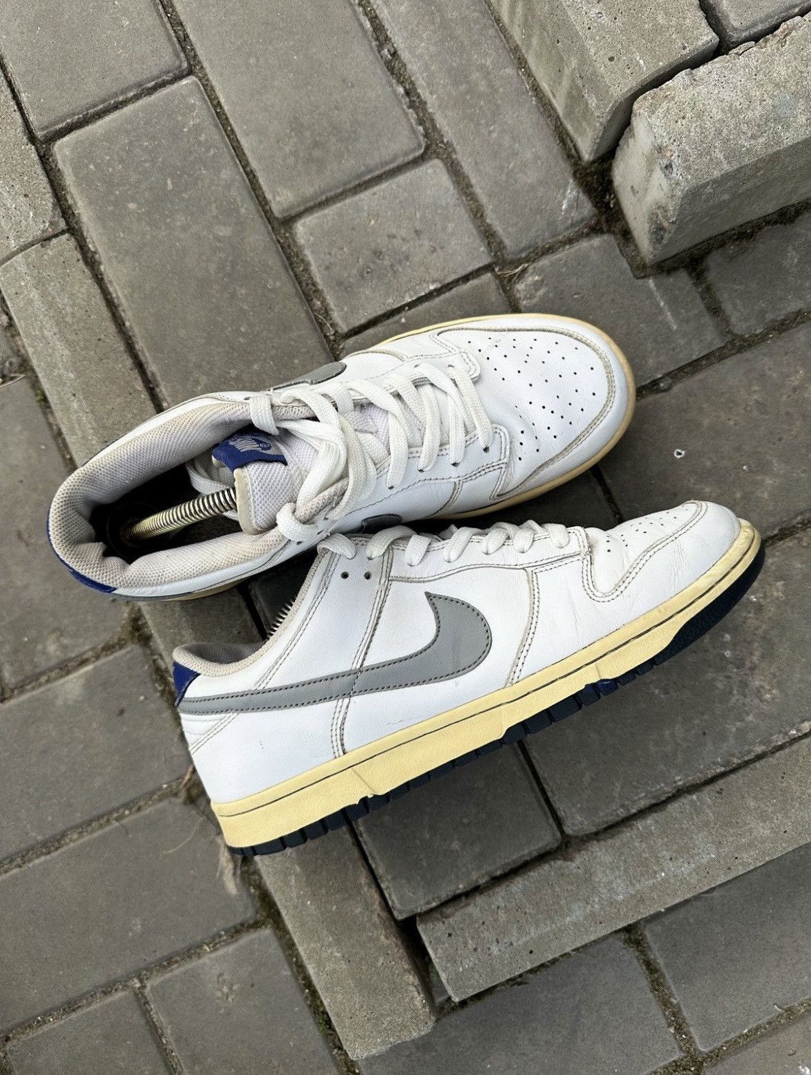 Nike Vintage Nike Dunk Low White Charc US 9 Size US 9 / EU 42 - 3 Thumbnail