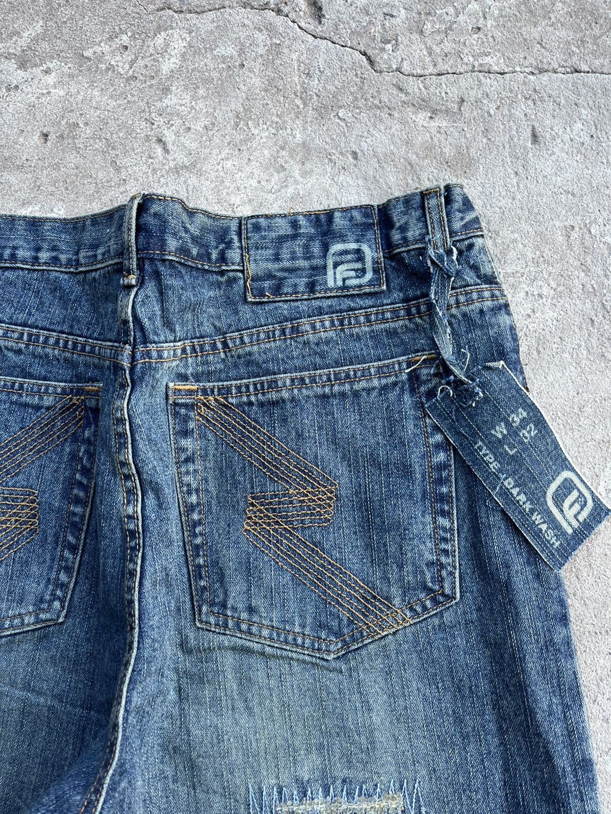 If Six Was Nine × Japanese Brand × Le Grande Bleu (L.G.B.) Vintage Faded Distressed Rick Owens Style Y2K Jeans Denim Size US 34 / EU 50 - 14 Thumbnail
