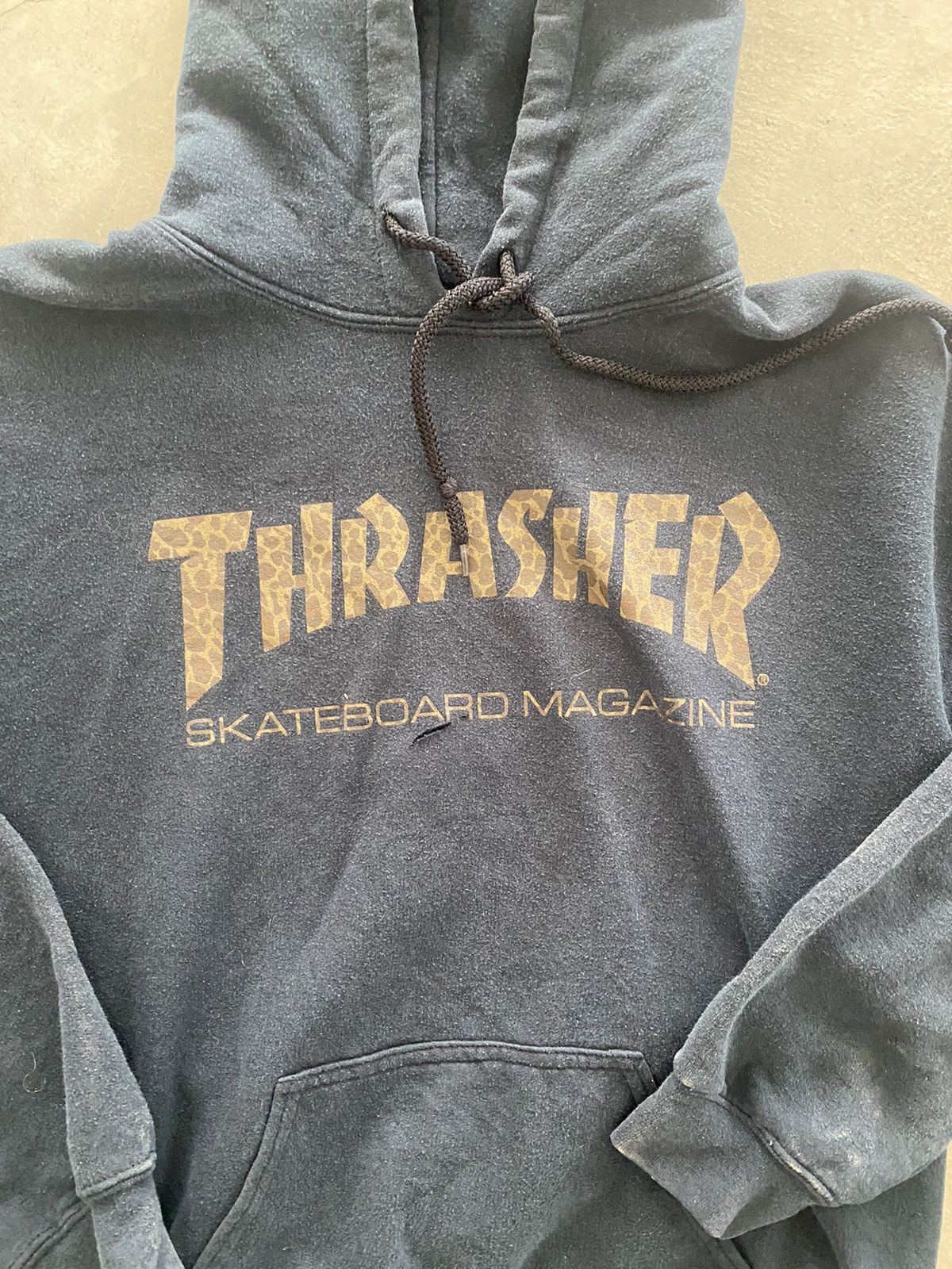 Thrasher × Vintage VINTAGE THRASHER DISTRESSED LEOPARD PRINT HOODIE Size US L / EU 52-54 / 3 - 2 Thumbnail