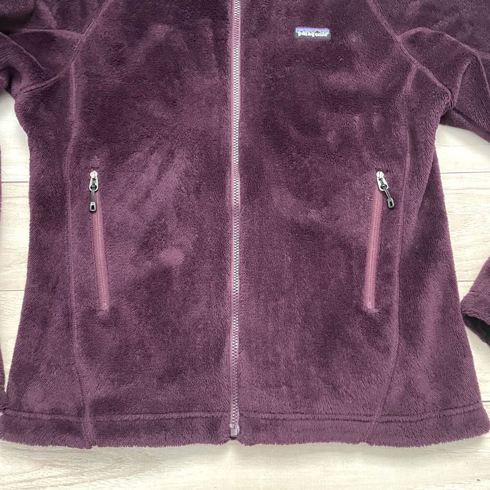 Patagonia Patagonia Jacket Women's L Purple R4 Regulator Fleece Full Zip 36113 Size L / US 10 / IT 46 - 5 Thumbnail