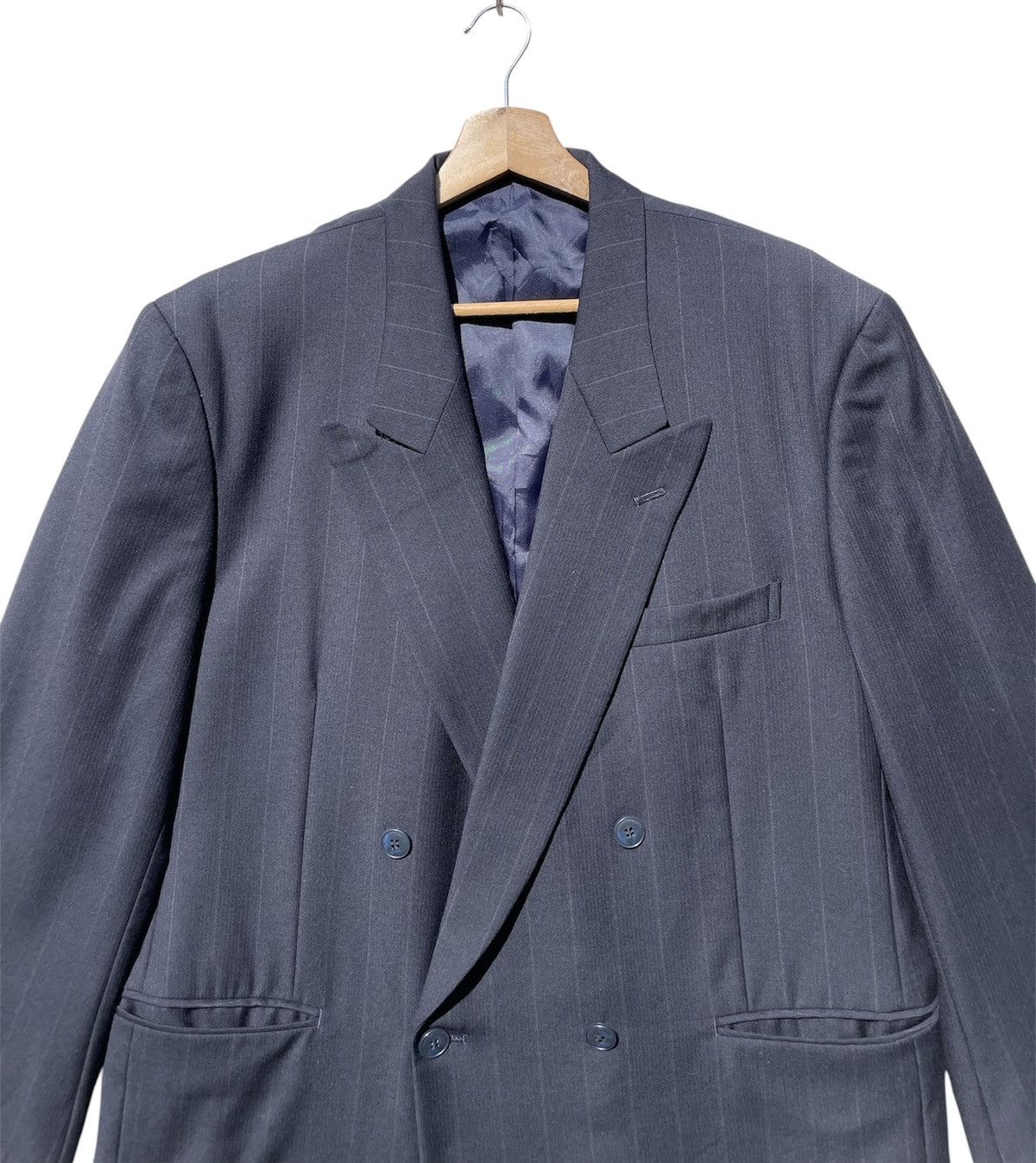 Pierre Cardin RARE🔥 Pierre Cardin Navy Pinstripe Double Breasted Blazer Size US L / EU 52-54 / 3 - 4 Thumbnail