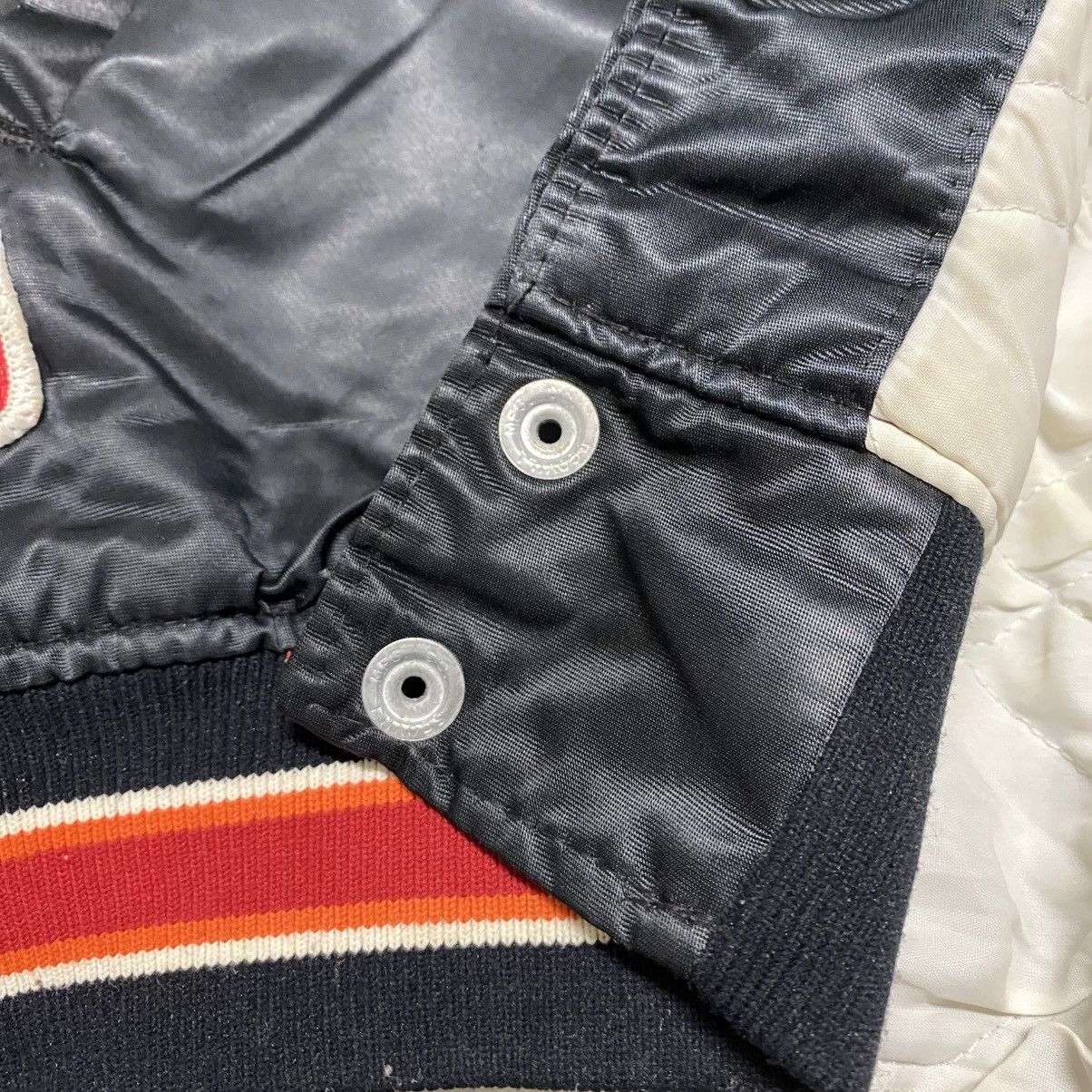 NBA Vintage 80s Miami Heat Sateen Bomber Jacket Starter Size US L / EU 52-54 / 3 - 18 Thumbnail