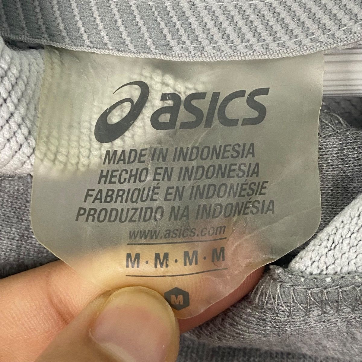 Vintage Vintage Asics Hoodie Sweater Grey Big Logo Indonesia Size M Size US M / EU 48-50 / 2 - 5 Thumbnail