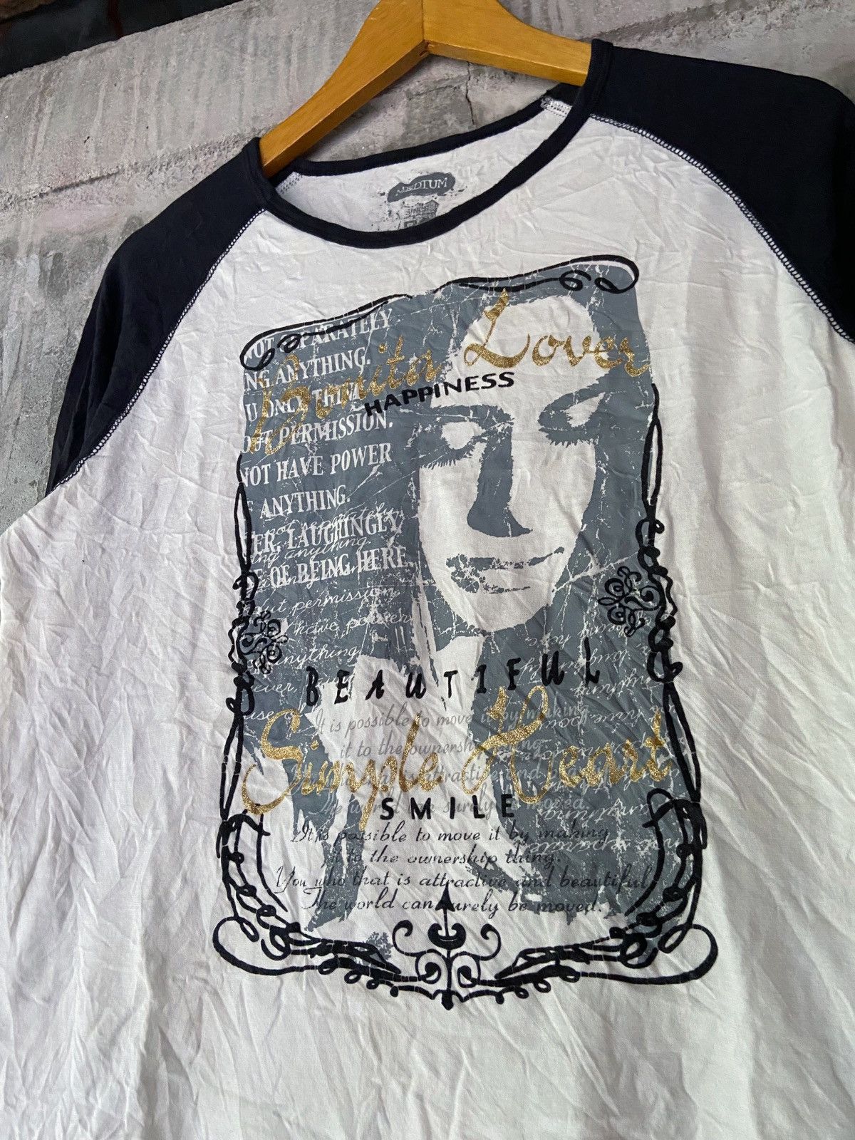 Japanese Brand HAPPINESS BEAUTIFUL SMILE LONG SLEEVE Size US S / EU 44-46 / 1 - 2 Thumbnail