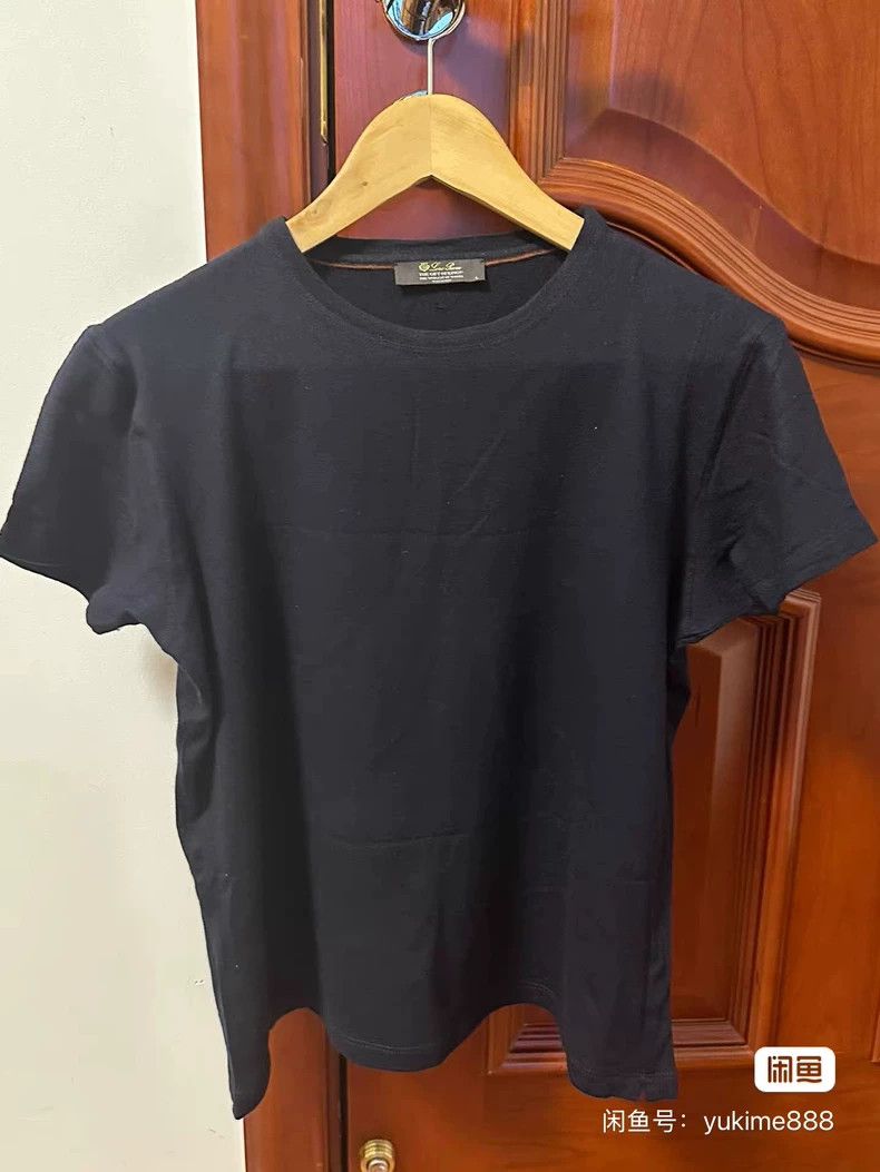 Other LORO PIANA Round neck short sleeve T-shirt Size L / US 10 / IT 46 - 1 Thumbnail