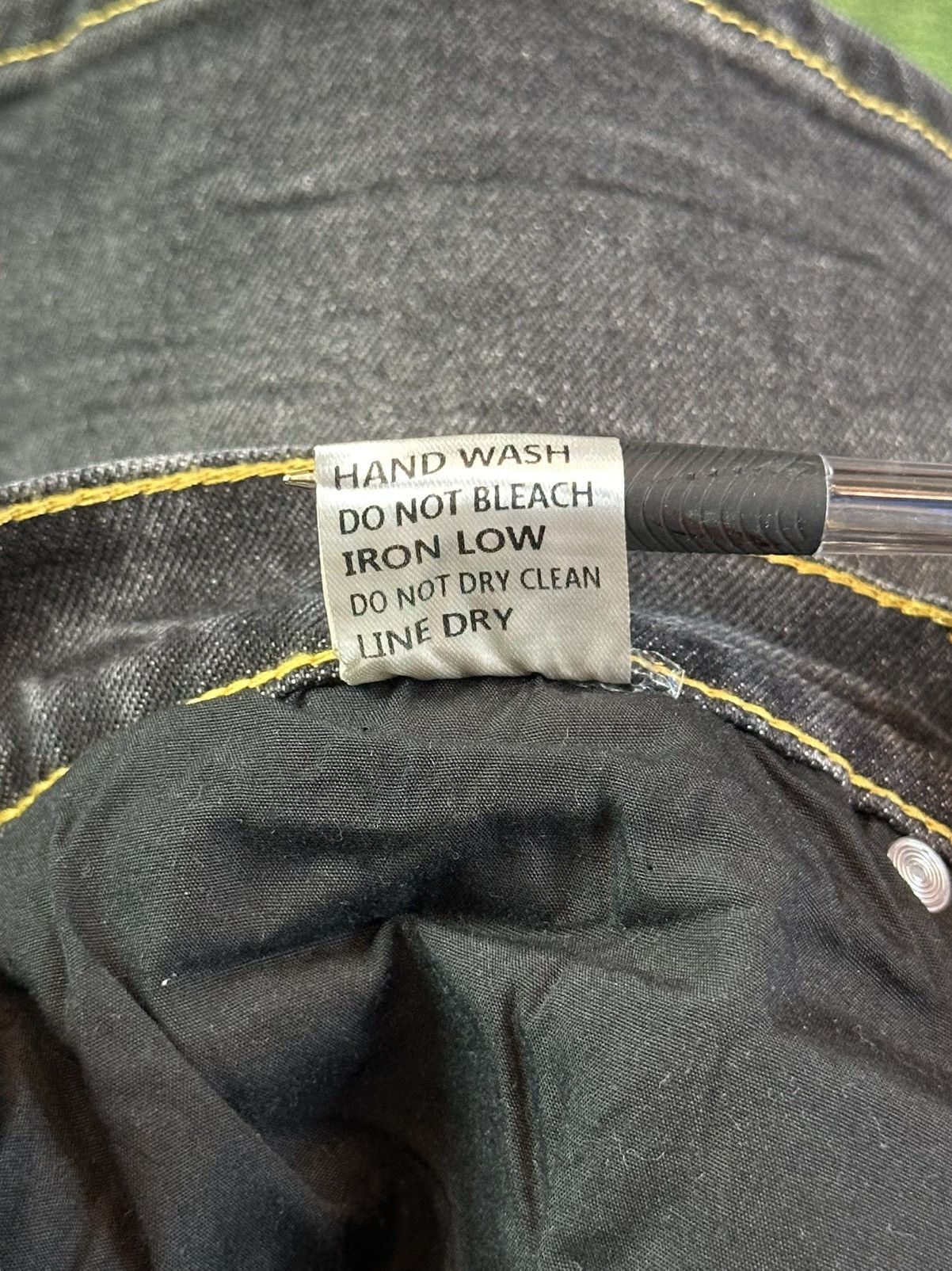 Mintcrew Mint crew “obsidian wash” jean shorts Size US 32 / EU 48 - 4 Thumbnail