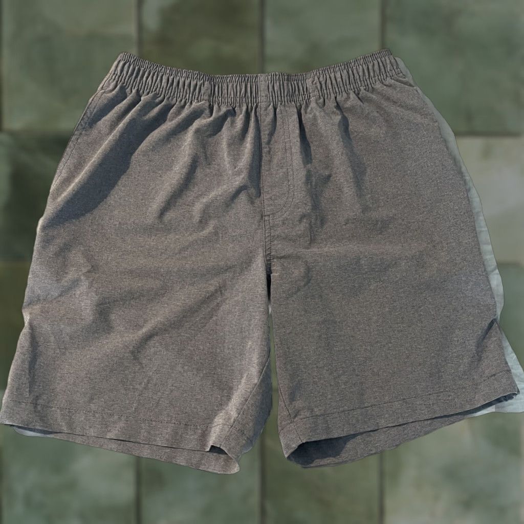 Chubbies Chubbies Shorts Men’s S Gray Inseam 7” Athletic Regular Drawstrings Removed Mens Size US 29 - 1 Thumbnail