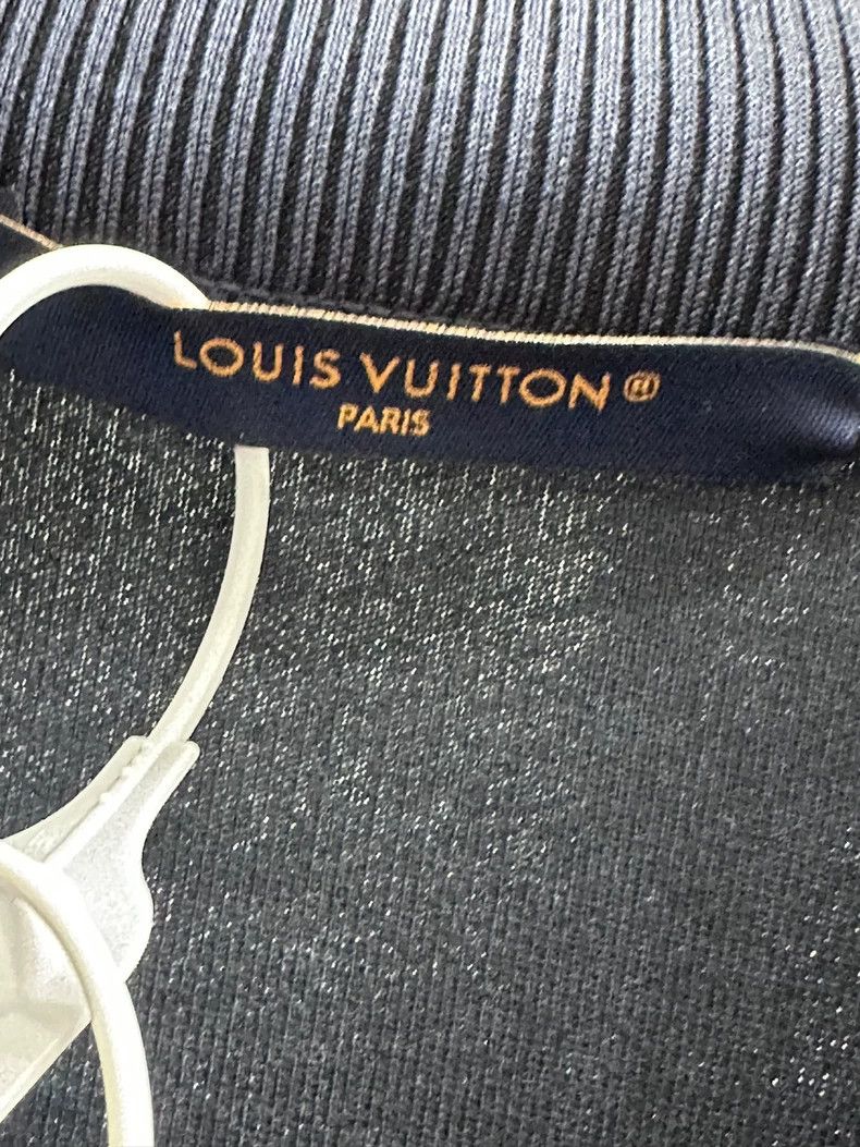 Louis Vuitton LOUIS VUITTON Classic Embroidered Logo Design jacket Size US M / EU 48-50 / 2 - 6 Thumbnail