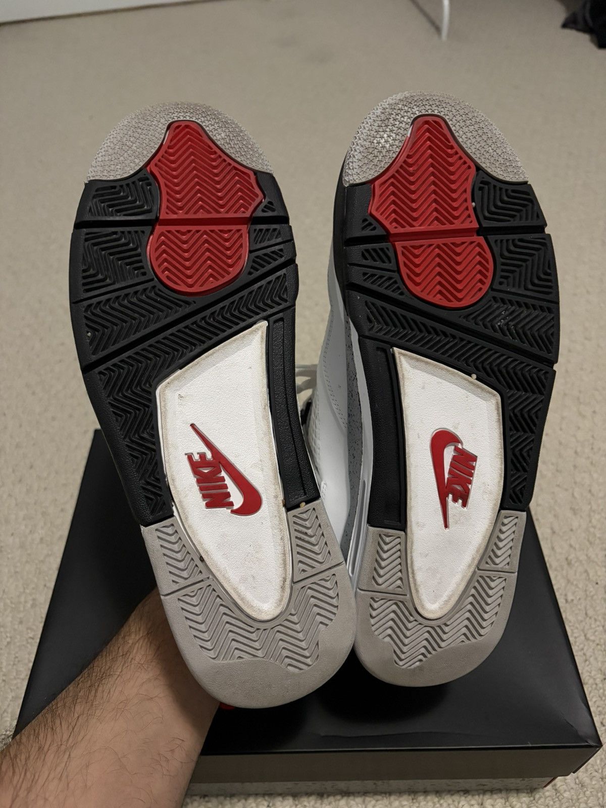 Jordan Brand Jordan 4 White Cements 2025 Size US 10.5 / EU 43-44 - 8 Thumbnail