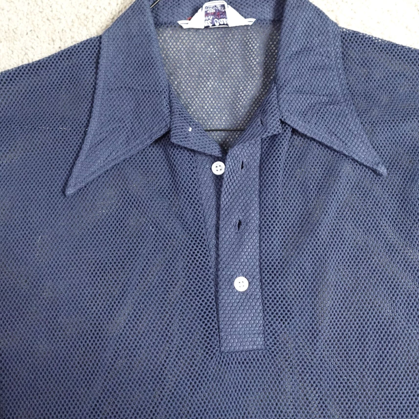 Vintage VINTAGE American Vintage Polo Shirt Mens Large Blue 70s Knit Perforated Short Sleeve Collar Button 70s Mens Size US L / EU 52-54 / 3 - 2 Thumbnail
