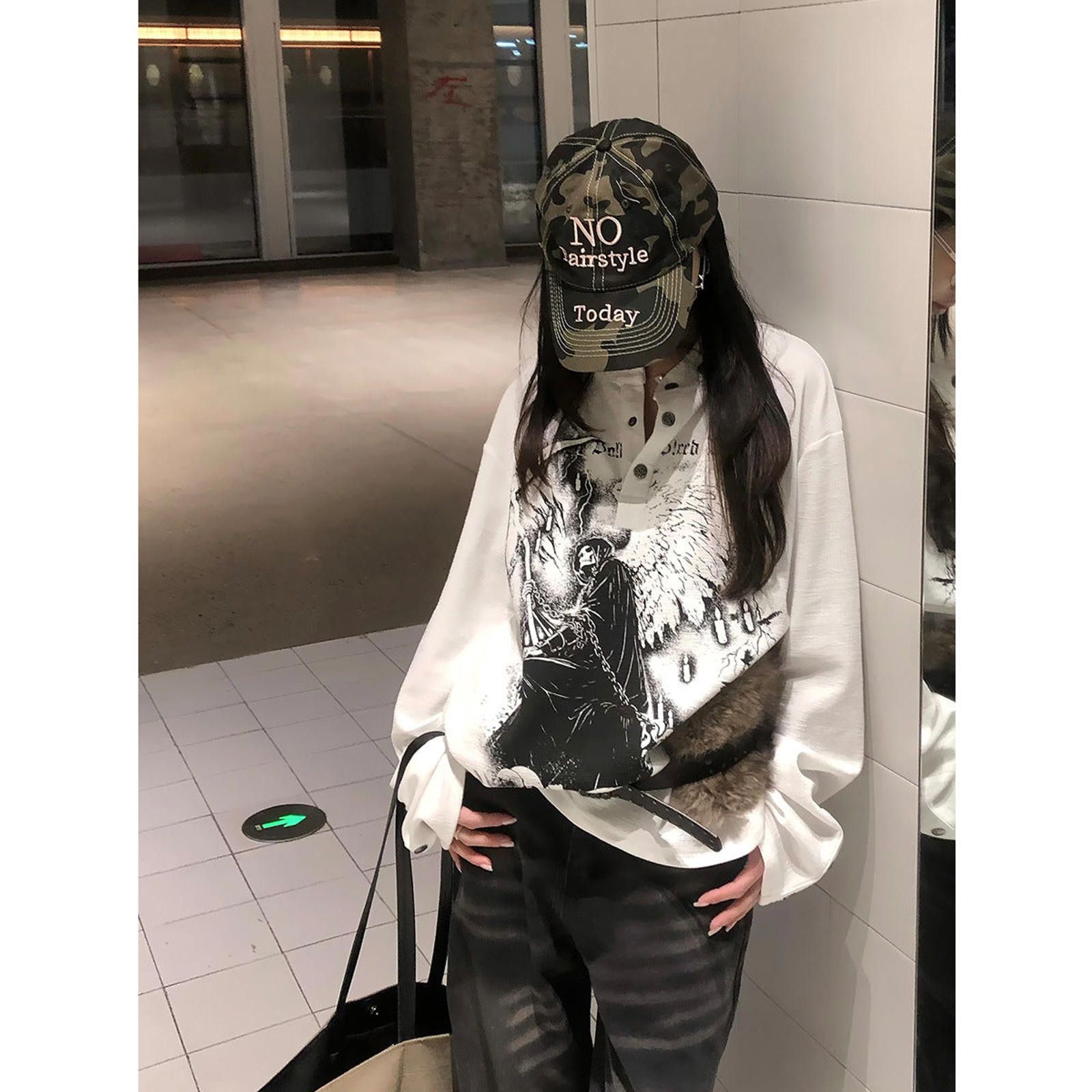 Other Black Graphic Print Long Sleeve Gothic Shirt Size M / US 6-8 / IT 42-44 - 4 Thumbnail