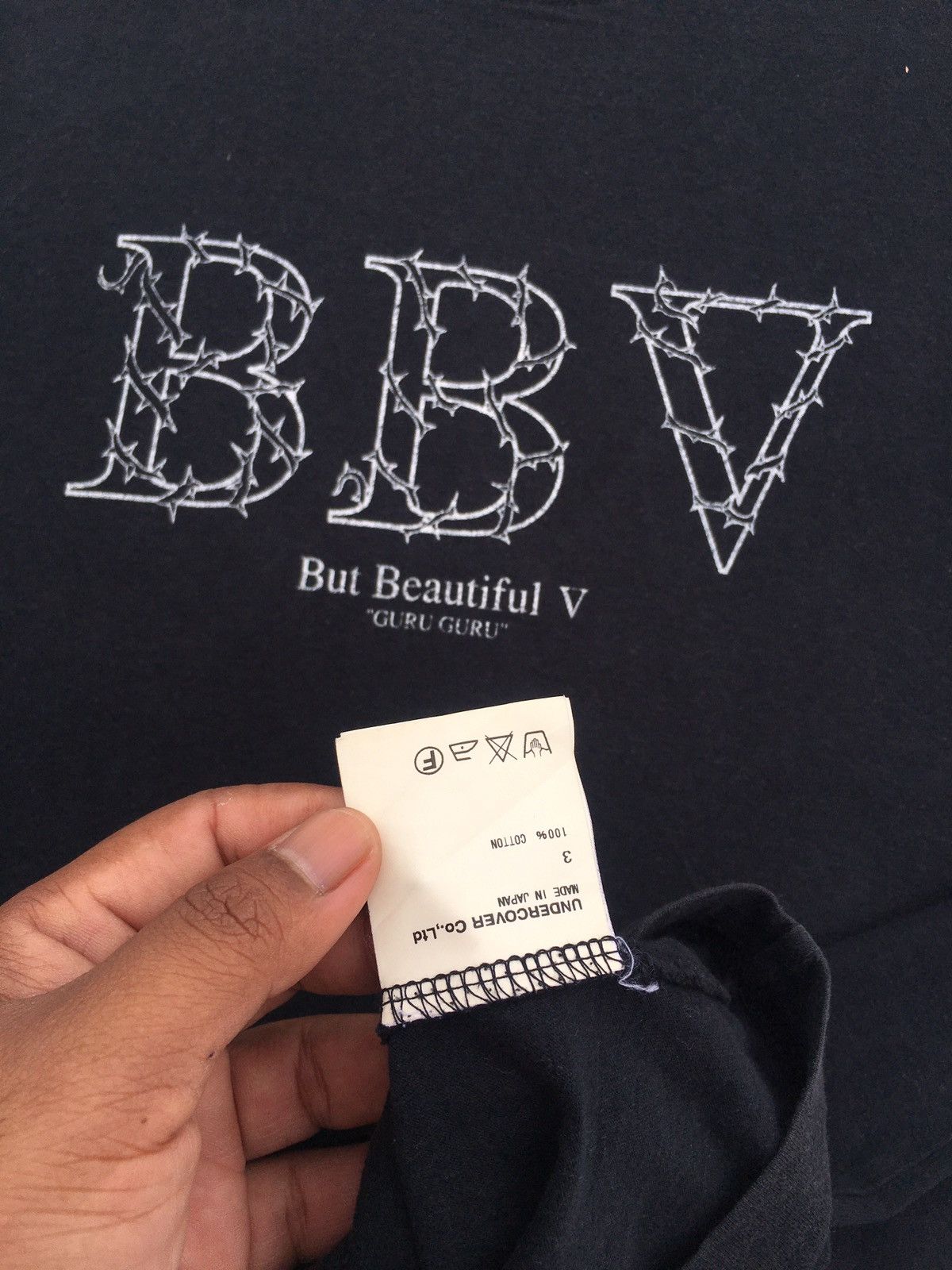 Undercover UNDERCOVER - FW06 "BUT BEAUTIFUL V, GURU GURU" Size US L / EU 52-54 / 3 - 11 Thumbnail