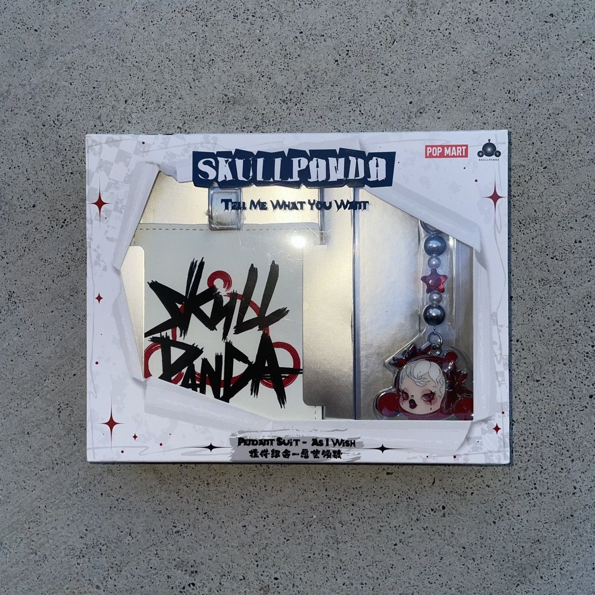 POP MART Pop Mart SKULLPANDA Tell Me What You Want Pendant Suit Size ONE SIZE - 1 Thumbnail