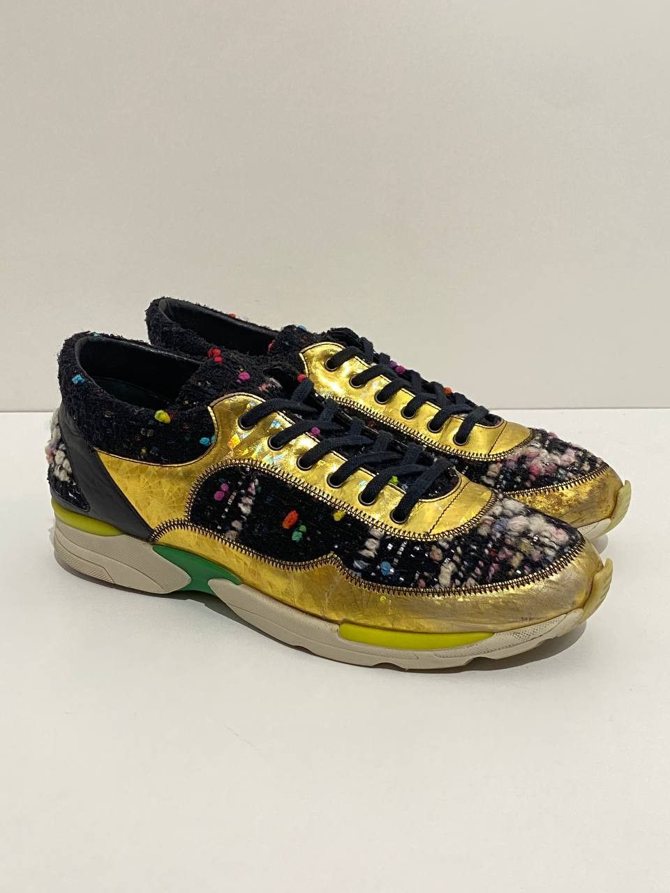 Chanel Chanel CC Logo Tweed Logo Shoes Low Top Sneakers Size US 9.5 / IT 39.5 - 2 Thumbnail