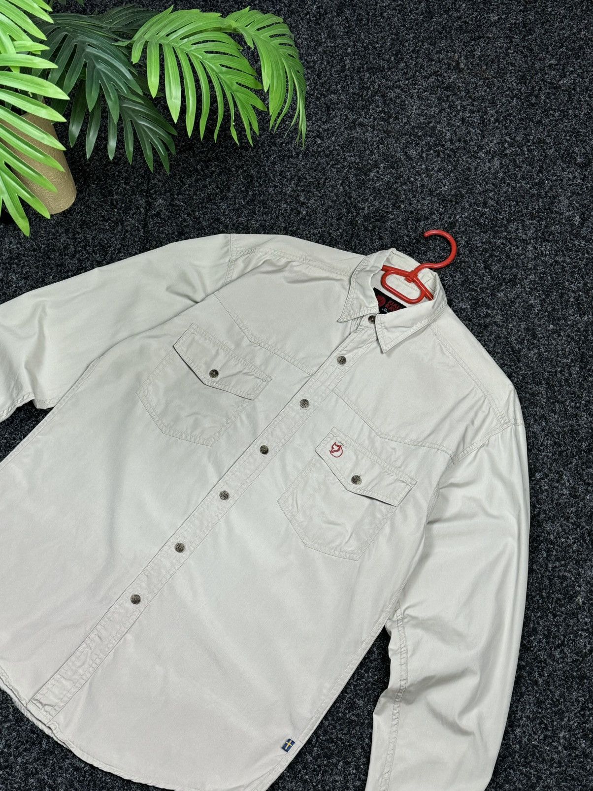 Fjallraven Overshoot Fjallraven Vintage Outdoor Y2K Size S-M Size US S / EU 44-46 / 1 - 18 Thumbnail