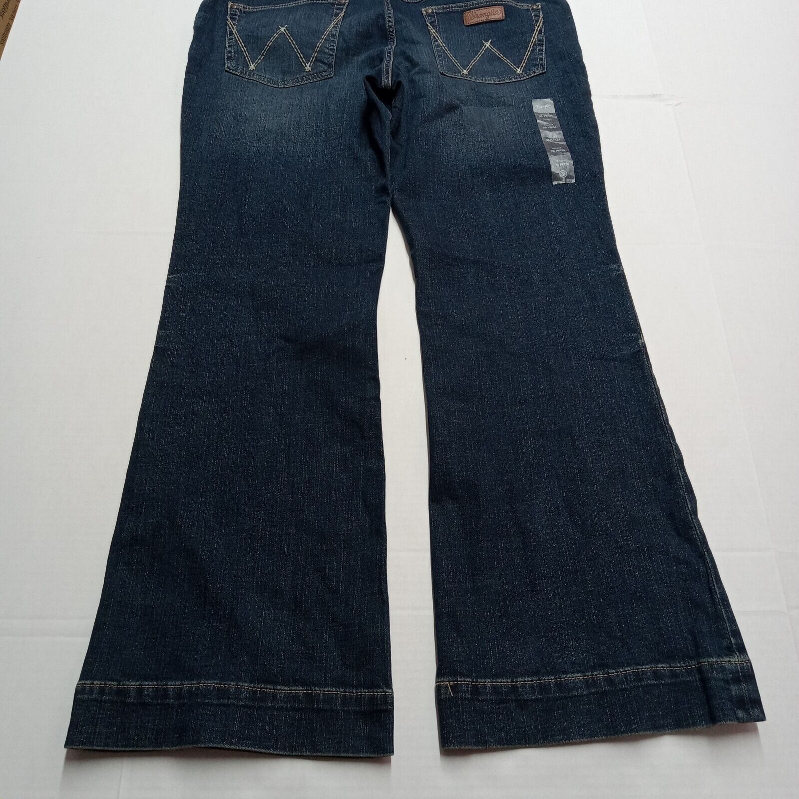 Wrangler Wrangler Women Size 35/19x34 Blue Retro Mid Bootcut Jeans Size 35" - 6 Thumbnail