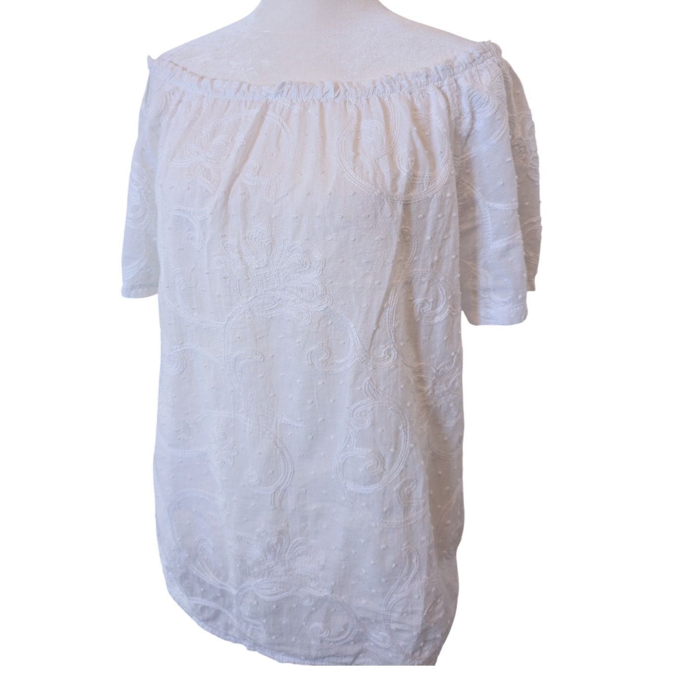 Other Terzo Millennio Italian White Embroidered Off-Shoulder Top Size L / US 10 / IT 46 - 2 Thumbnail