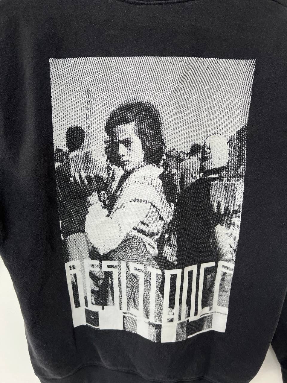 Other Vintage 90's Resistance Movie Fruit Of the Loom Y2K S XL Size US XL / EU 56 / 4 - 7 Thumbnail