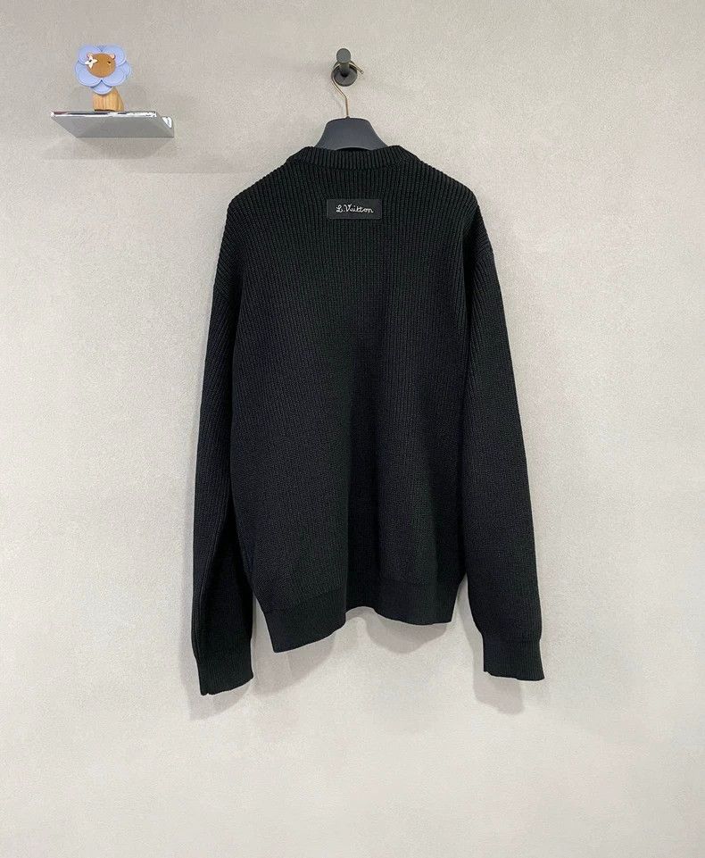 Louis Vuitton Louis Vuitton Black doll knit sweater Size US L / EU 52-54 / 3 - 2 Thumbnail