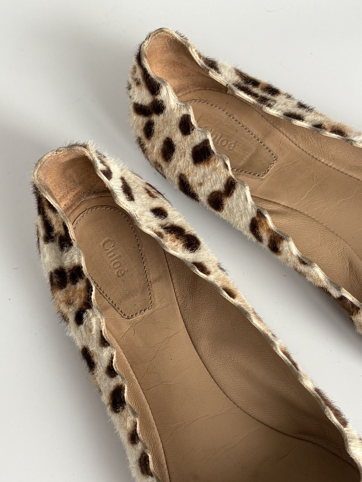 Chloe Chloe Leopard Print Calf Hair Scalloped Ballet Flats 37 US 7 Size US 7 / IT 37 - 10 Thumbnail
