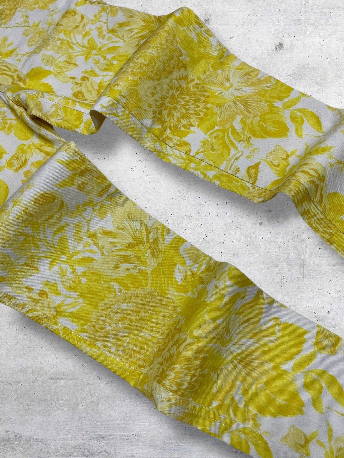 Stella McCartney DESIGNER STELLA MCCARTNEY RARE DESIGN FLORAL POP ART DENIM Size US 29 - 6 Thumbnail