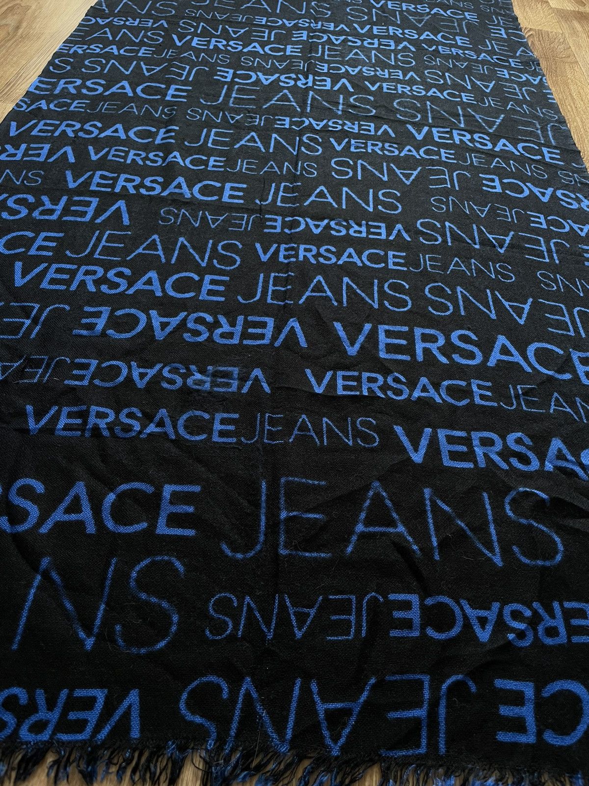 Versace Jeans Couture Scarf versace jeans monogram Size ONE SIZE - 2 Thumbnail