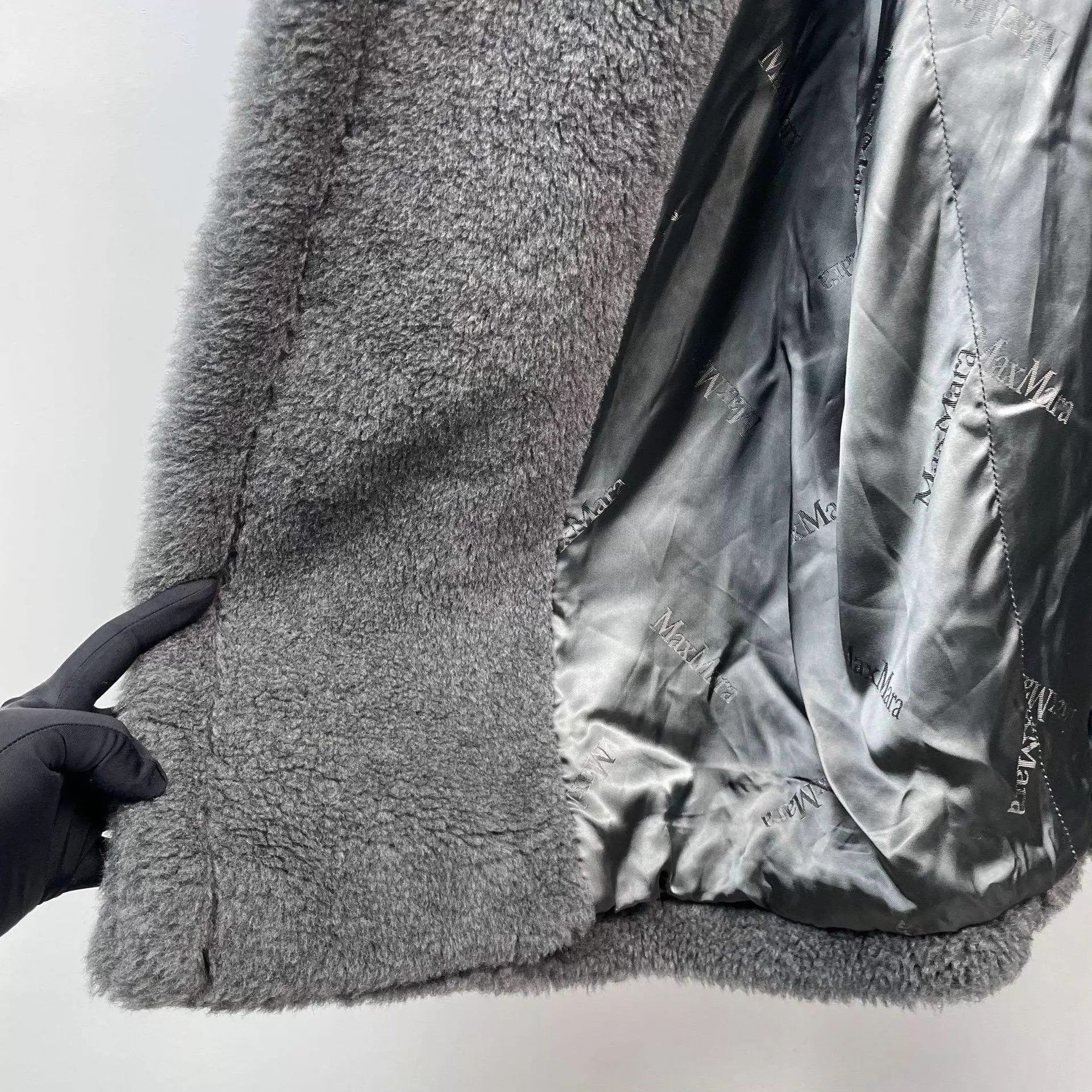 Max Mara Max Mara Teddy coat Dark Gray Size S Size S / US 4 / IT 40 - 6 Thumbnail