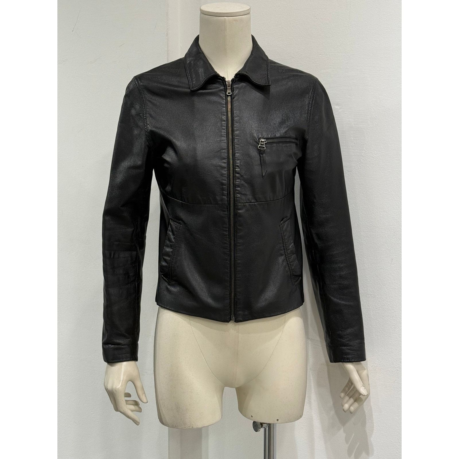 Dolce & Gabbana 2000s Dolce & Gabbana fitted leather jacket Size M / US 6-8 / IT 42-44 - 2 Thumbnail
