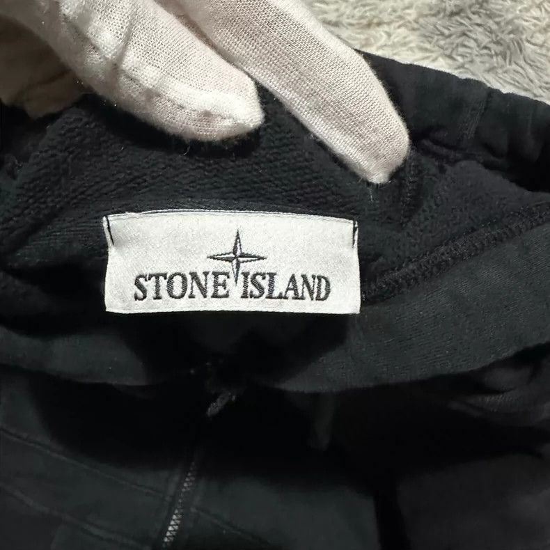 Stone Island Stone Island Zip Hoodie Black Size M -2506 Size US M / EU 48-50 / 2 - 4 Thumbnail