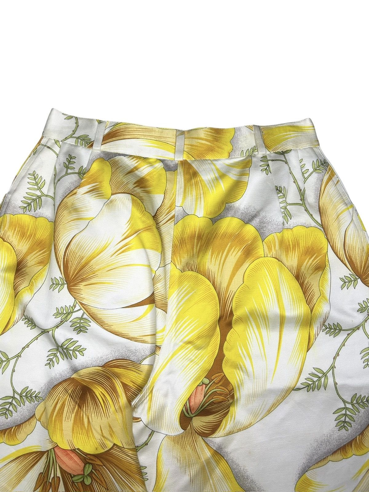 Salvatore Ferragamo 90s Floral Trousers Size 28" / US 6 / IT 42 - 7 Thumbnail