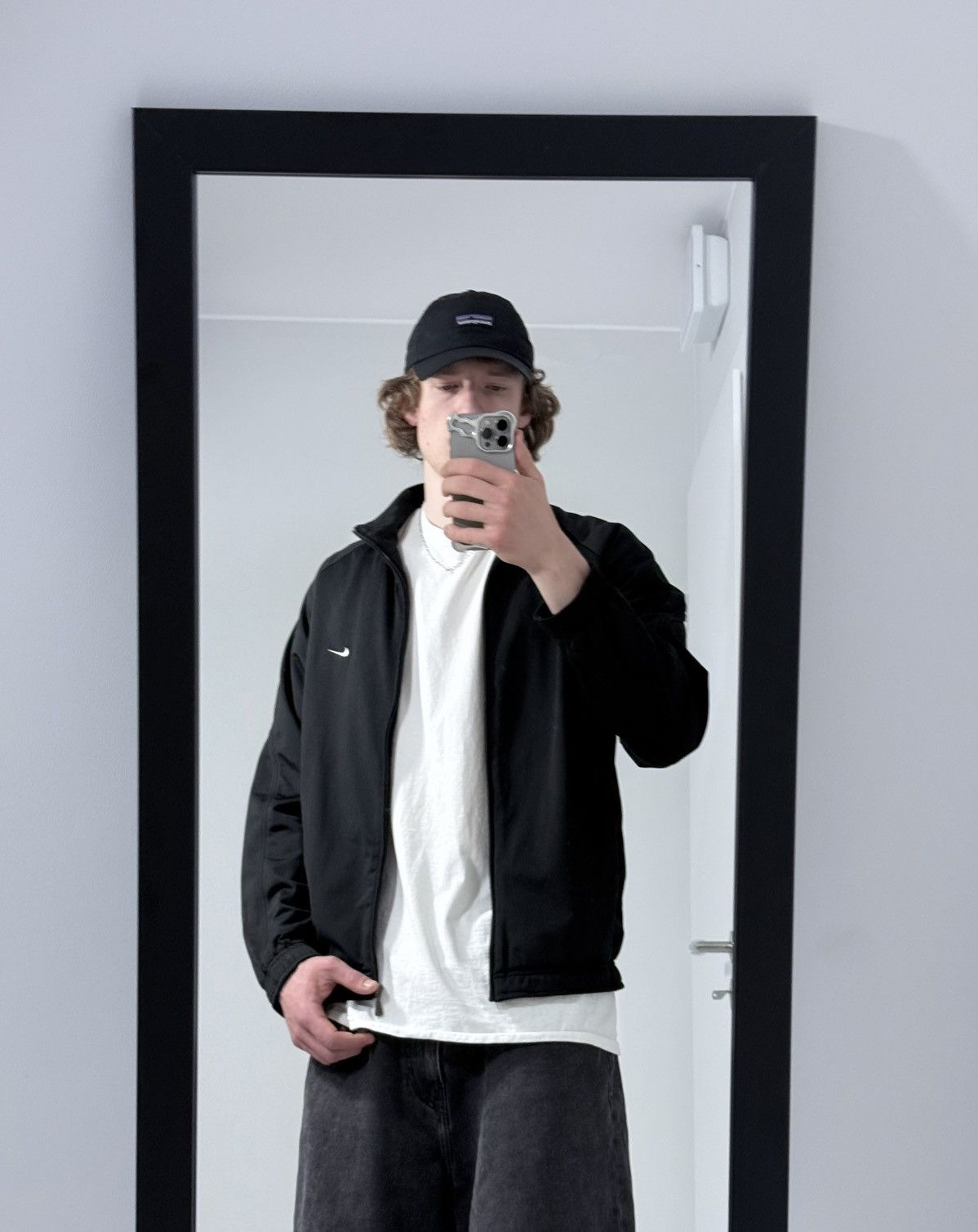 Nike Vintage Nike 90s streetwear oversize zip jacket Size US L / EU 52-54 / 3 - 8 Thumbnail