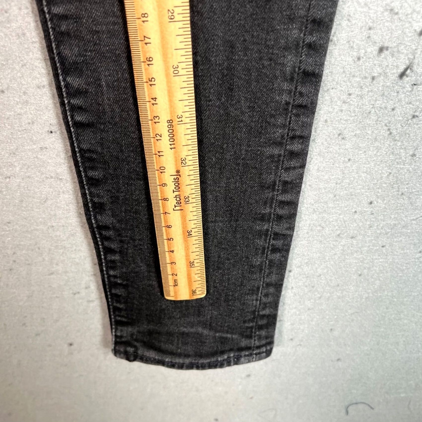 Levi's Levis 512 Jeans Mens Size 31 x 32 Skinny Taper Black Denim Size US 31 - 7 Thumbnail