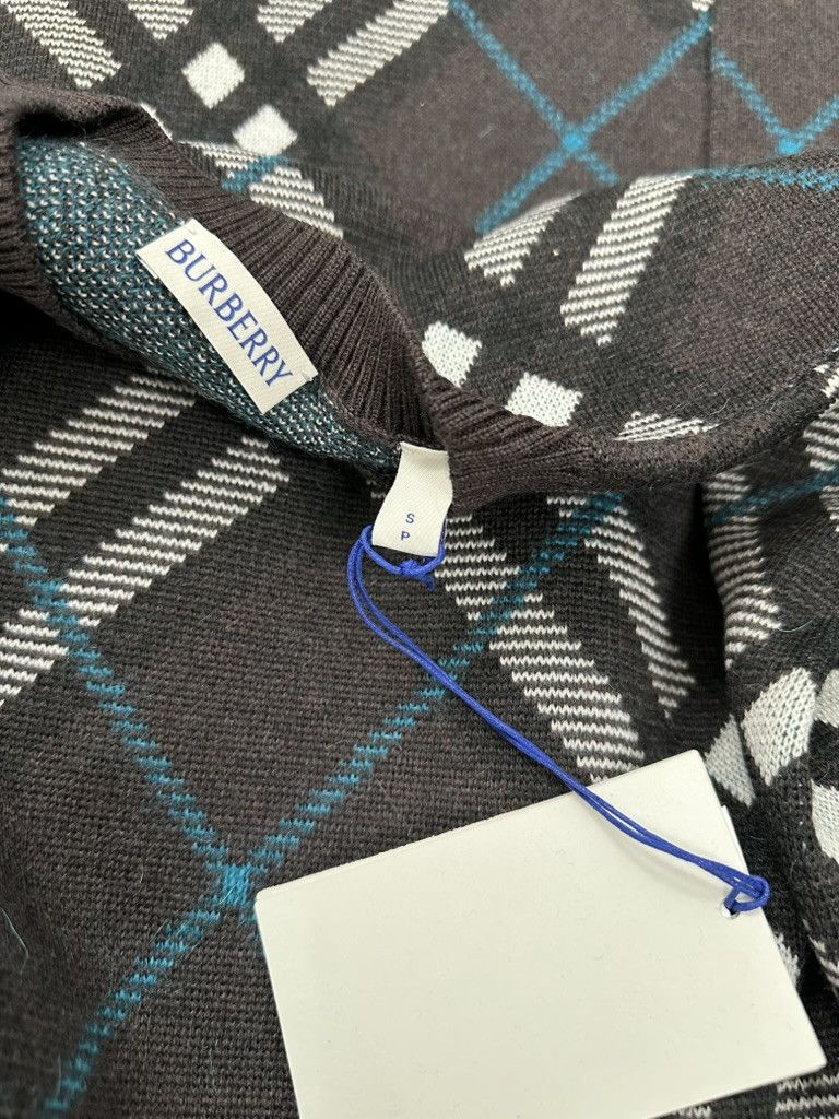 Burberry Burberry Tartan Wool Pullover Size S / US 4 / IT 40 - 6 Thumbnail