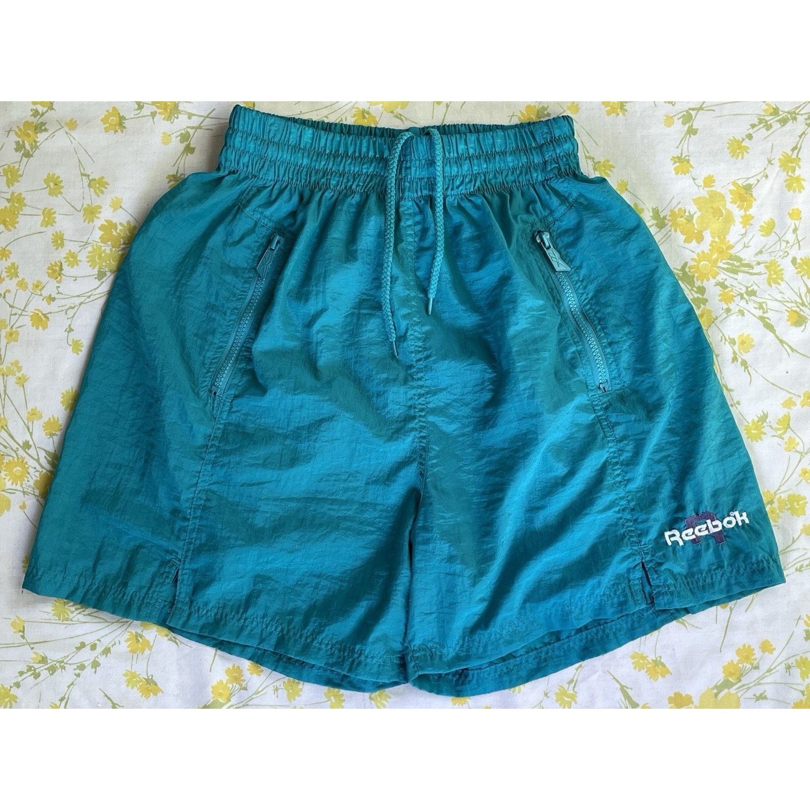 Reebok Reebok Nylon Shorts 80’S Vintage L Running Sprinter VINTAGE Size 24" / US 00 / IT 34 - 1 Thumbnail