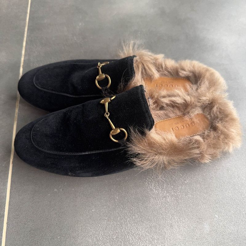 Gucci Gucci Black Fur Lined Slide Mules Size US 8 / EU 41 - 1 Thumbnail