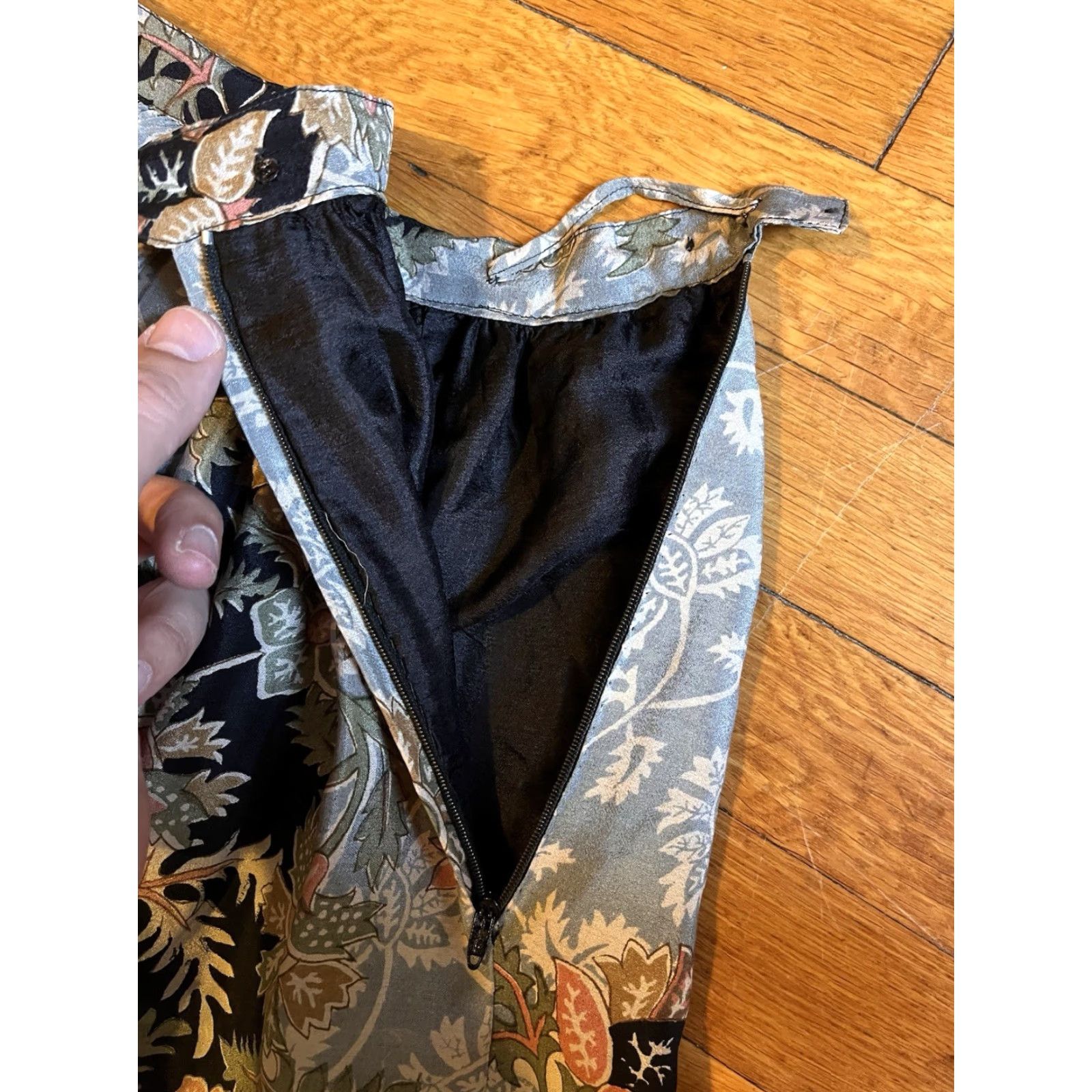 Vintage VINTAGE B Altman Silk A-Line Skirt Women’s 8 Paisley Floral Size 30" / US 8 / IT 44 - 5 Thumbnail
