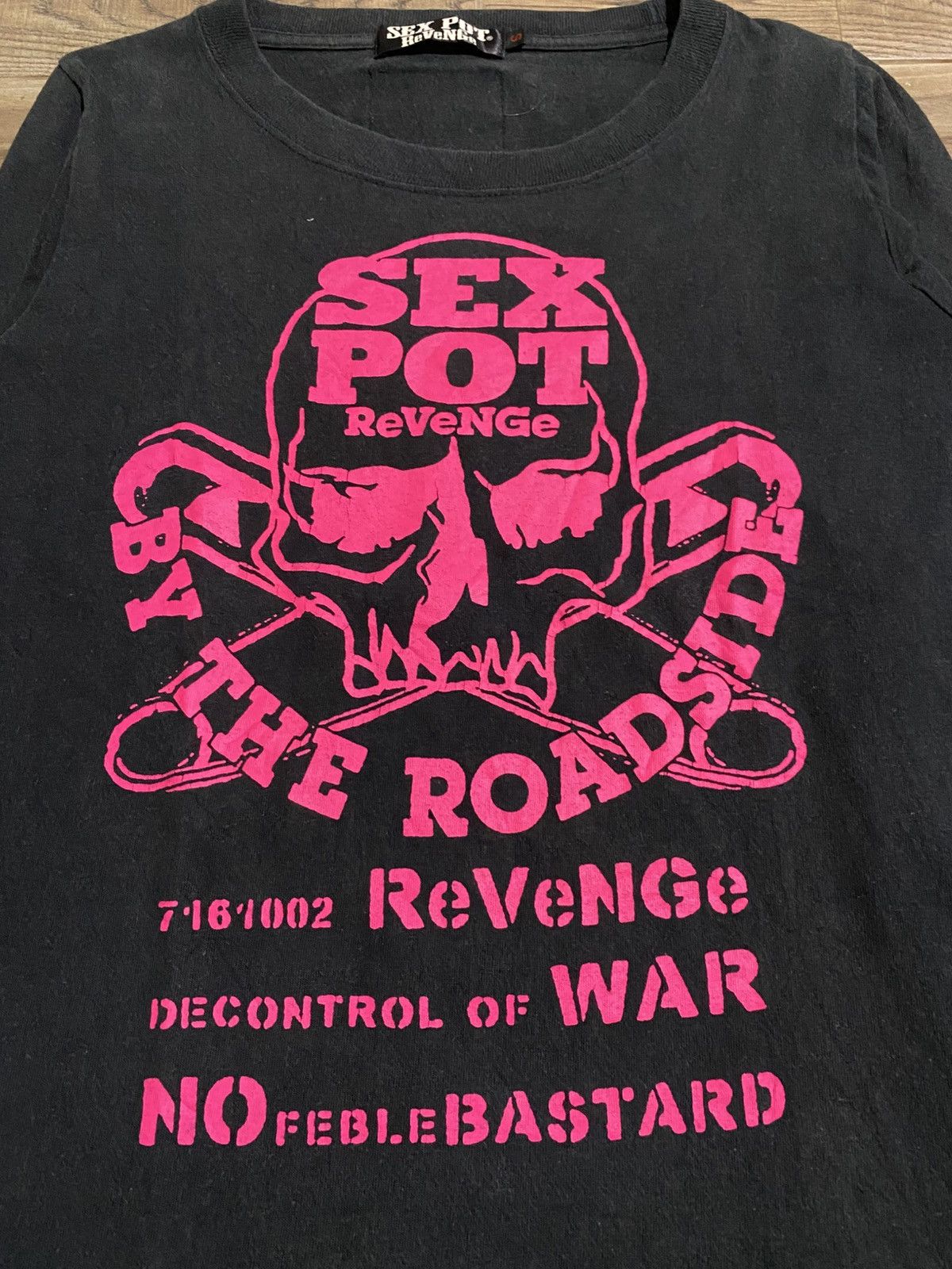 Sex Pot ReVeNGe SEX POT REVENGE FOR THE PUNX BY THE ROAD SIDE SKULL Size S / US 4 / IT 40 - 2 Thumbnail