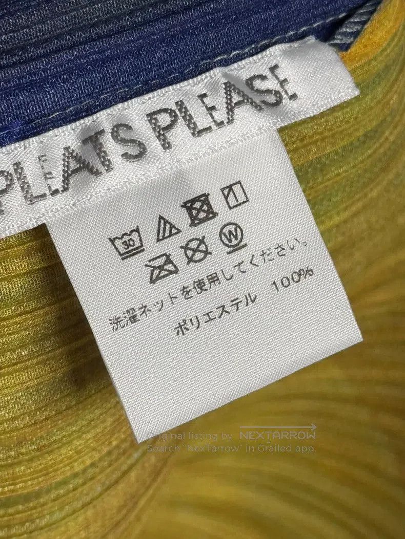 Issey Miyake Reversible Color-block Top
