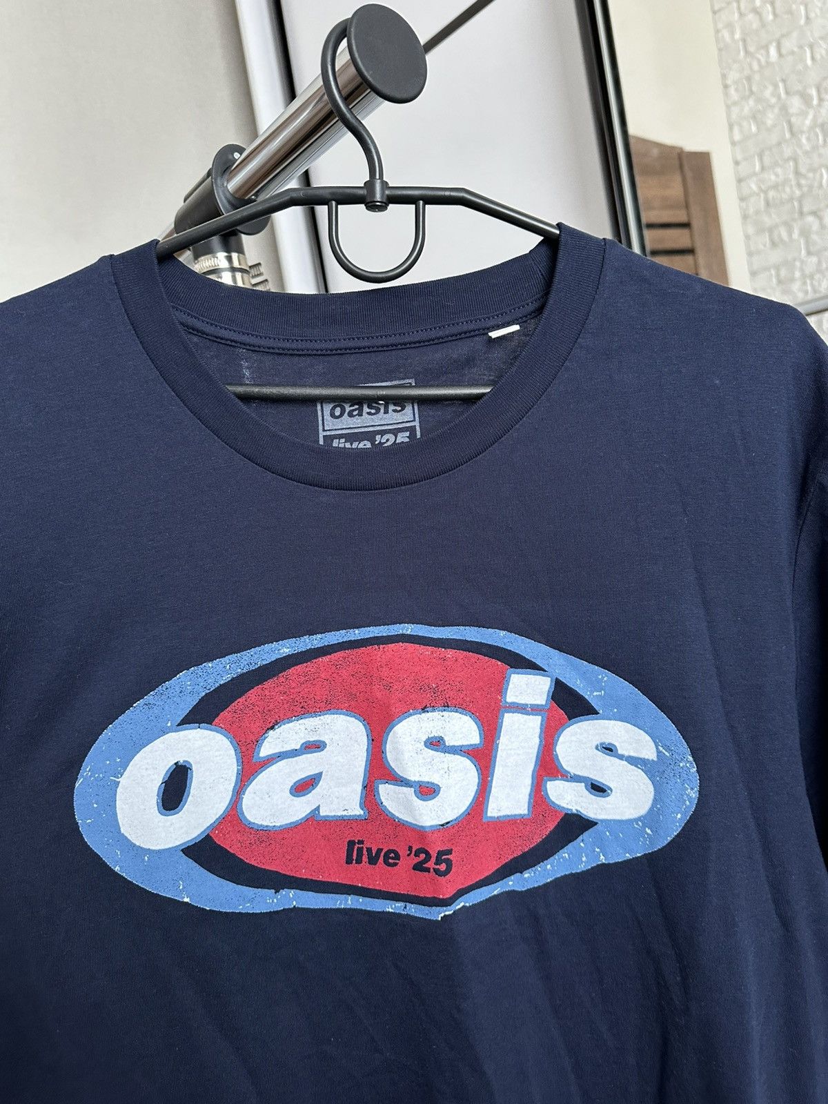 Band Tees Oasis Live 25 Tour Band T-Shirt Tee Vintage Size US XL / EU 56 / 4 - 6 Thumbnail
