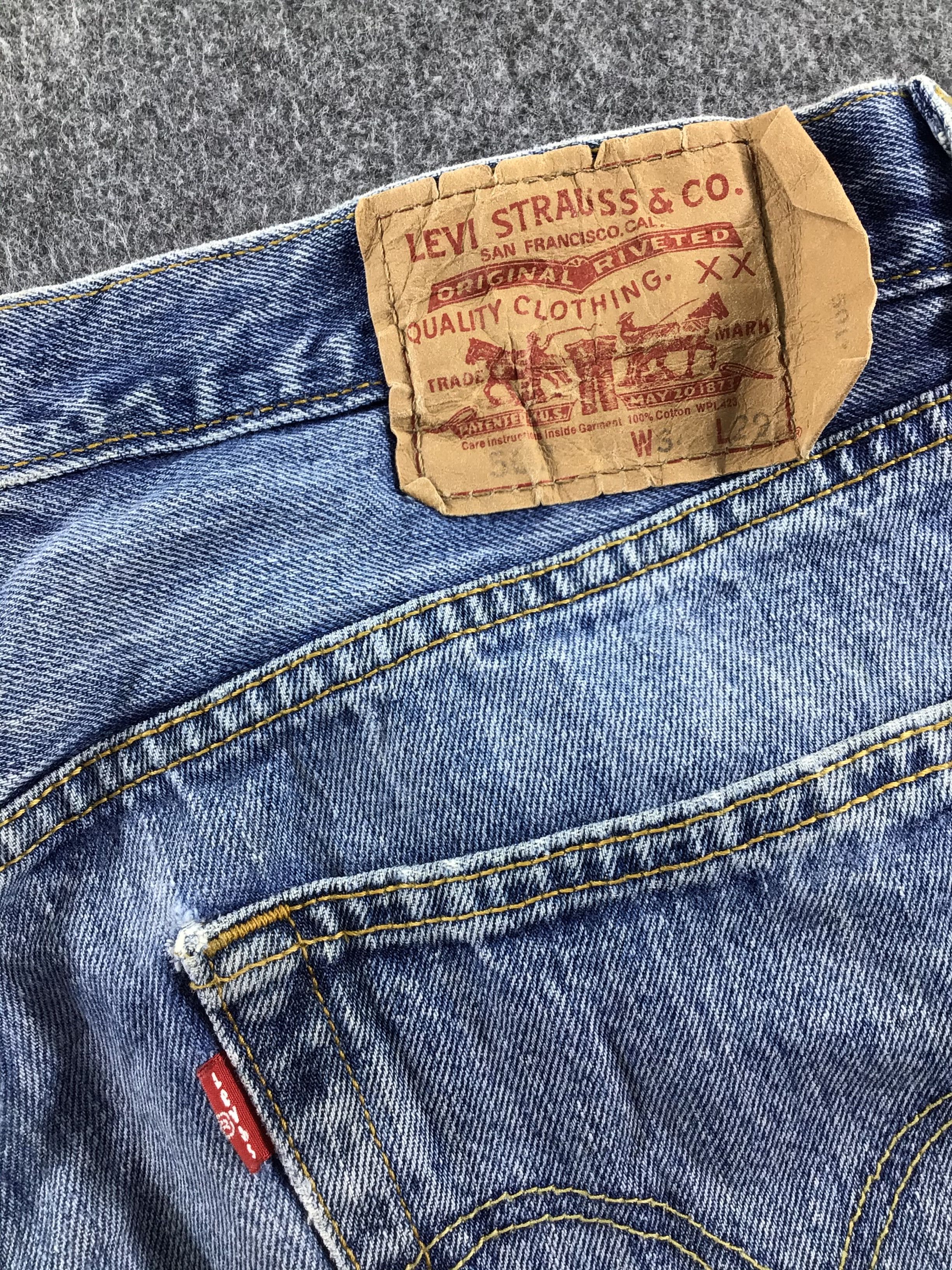Levi's Levis 501 Jeans Faded Blue Denim-J395 Size US 35 - 5 Thumbnail
