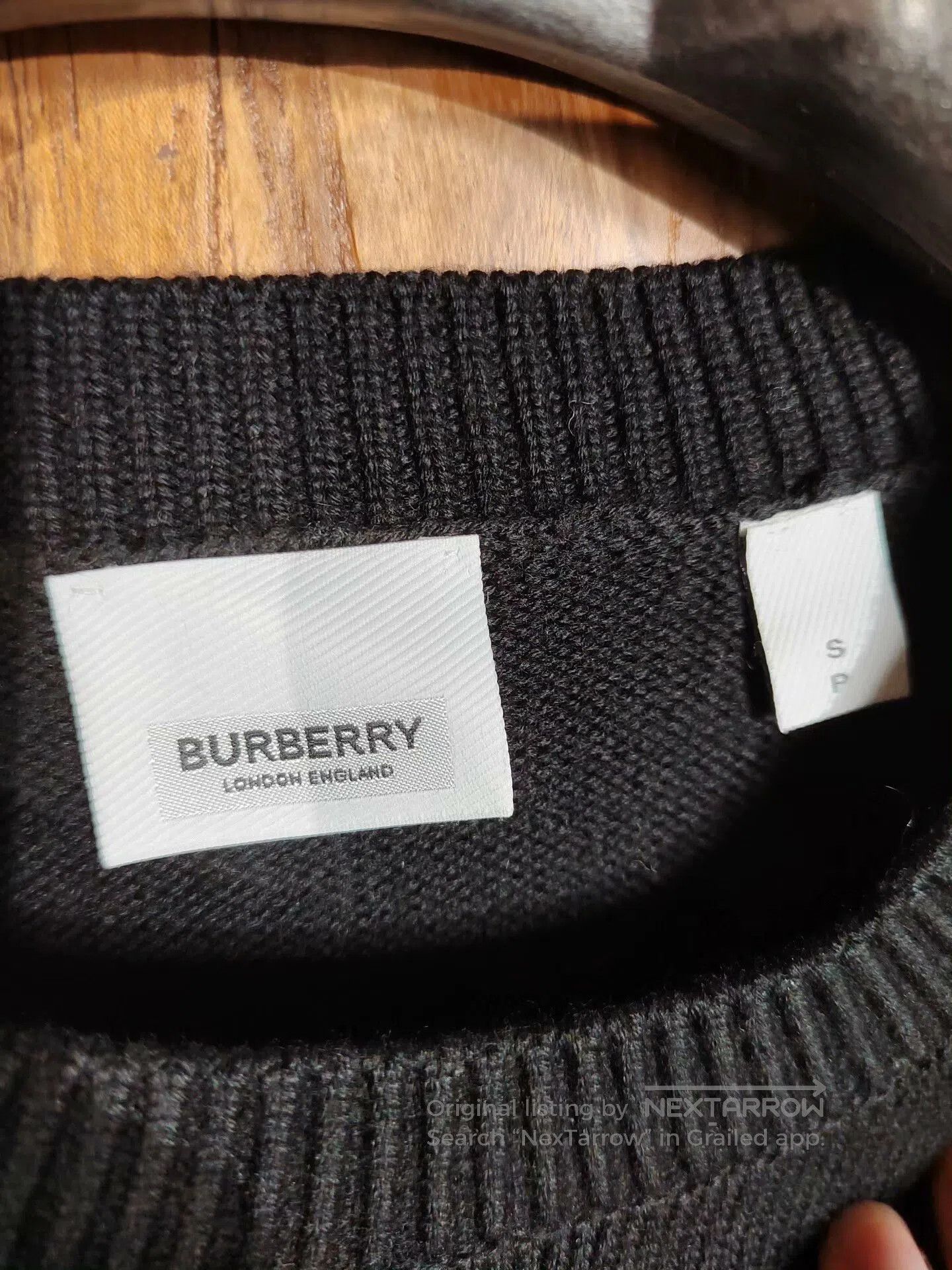 Burberry Burberry LOVE Sweater Black Wool Unisex. Size S / US 4 / IT 40 - 3 Thumbnail
