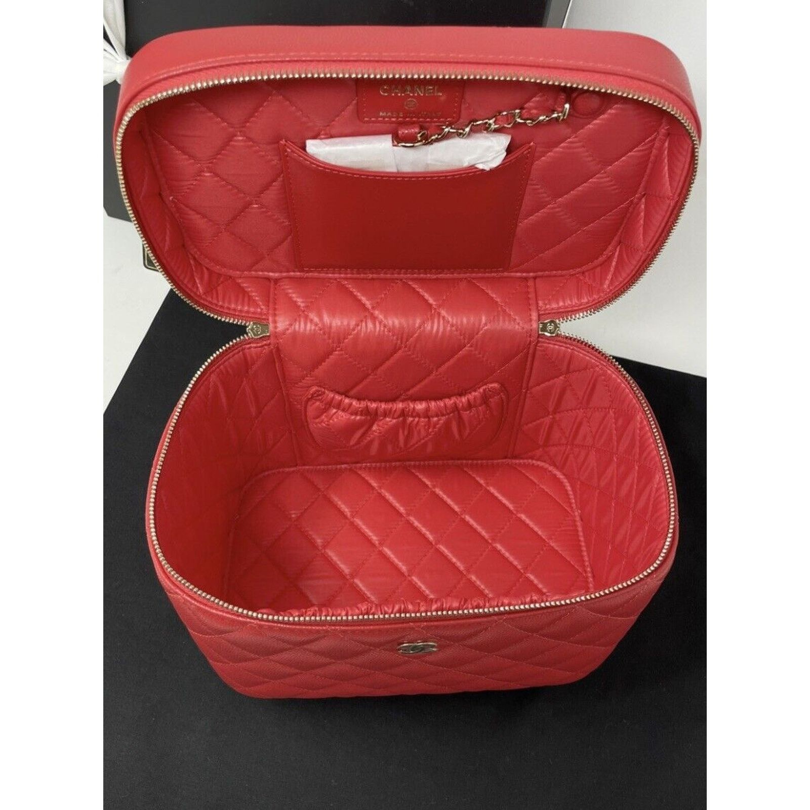 Chanel Chanel Vanity Caviar Leather Cosmetic Satchel Bag Red Size ONE SIZE - 8 Thumbnail