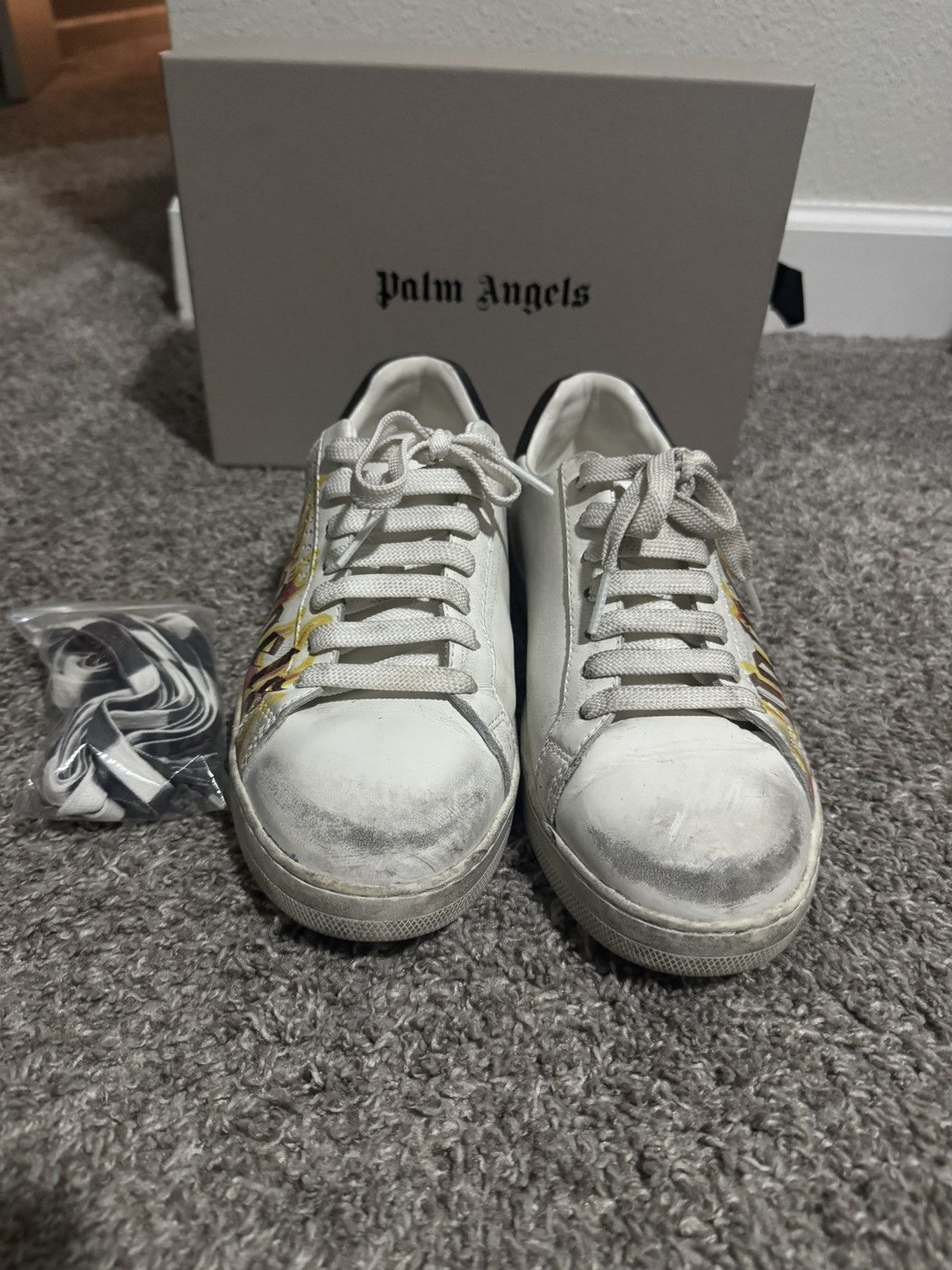 Palm Angels Palm Angels Distressed Flame Low Top Size US 7.5 / EU 40-41 - 3 Thumbnail