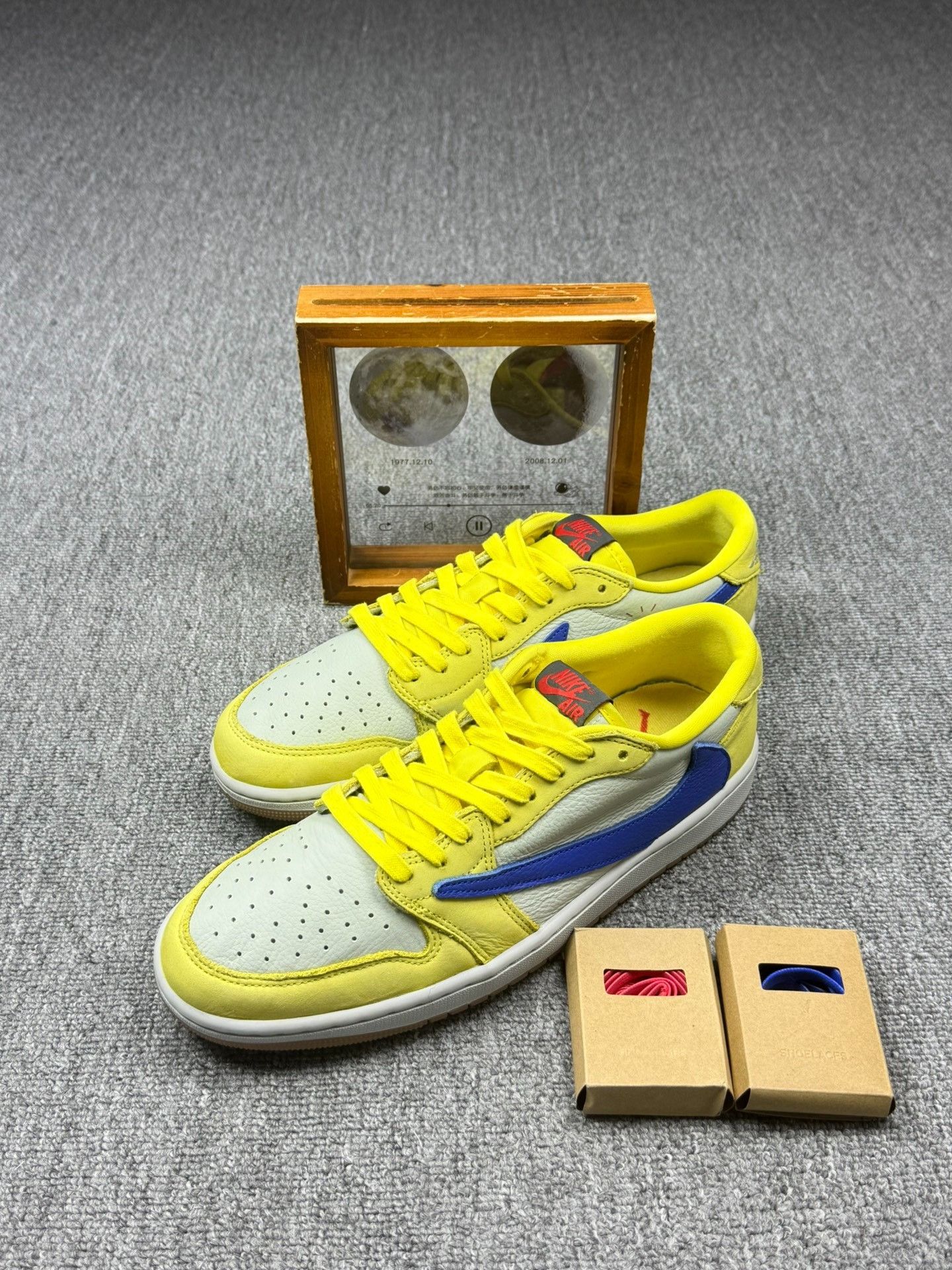 Nike Nike AJ1 Gold Lowtop Sneakers 11 Men Size US 11 / EU 44 - 1 Thumbnail