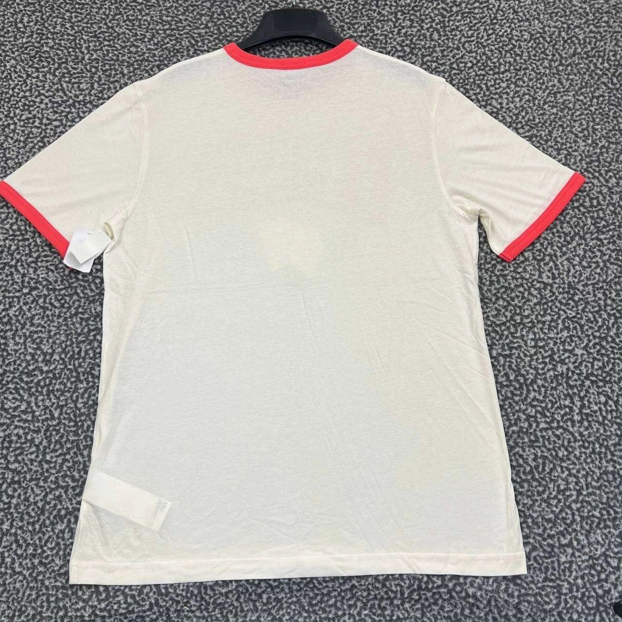 Other Wisconsin Badgers Shirt Men L Short Sleeve Crew Neck Size US L / EU 52-54 / 3 - 6 Thumbnail